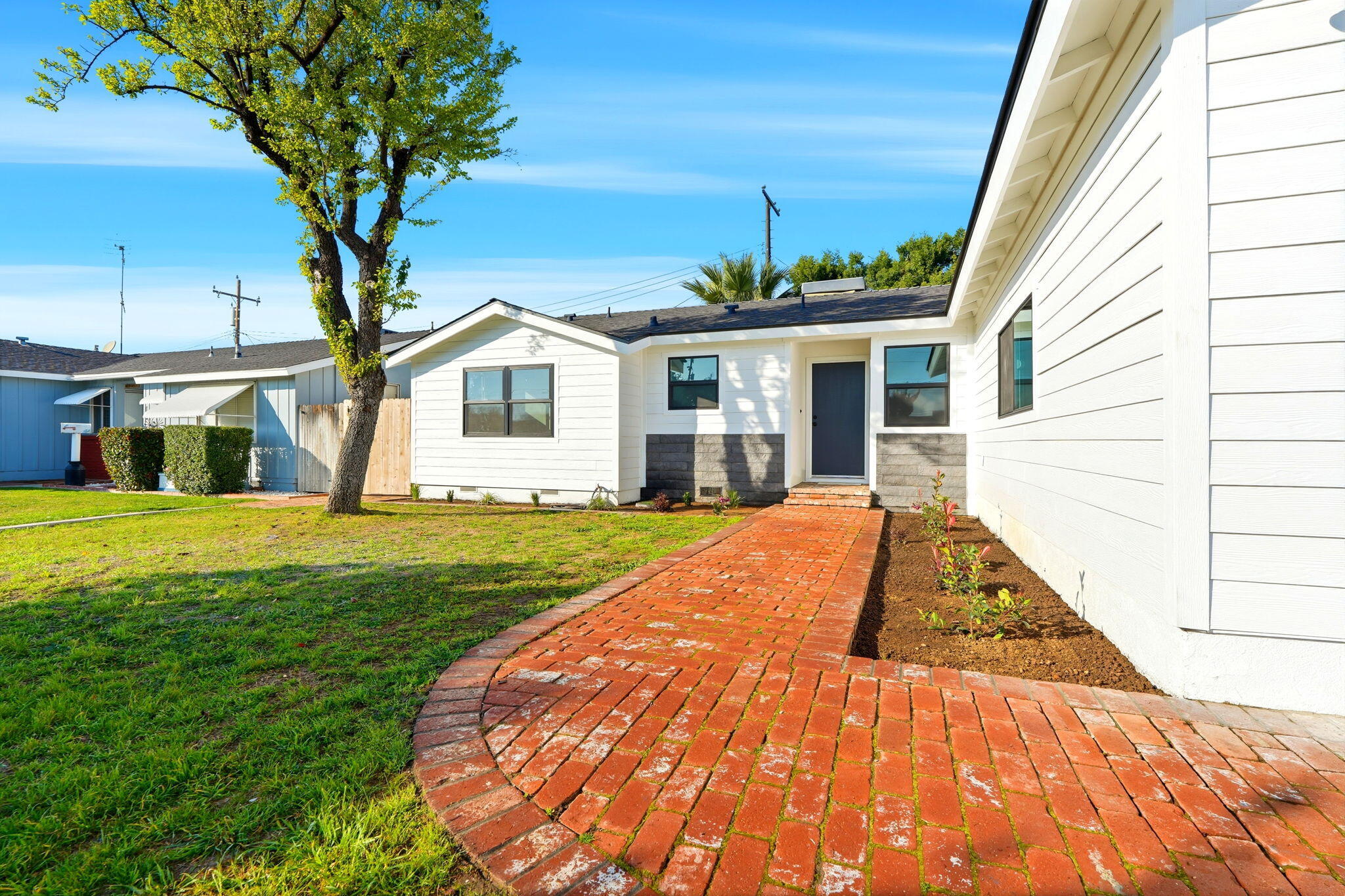 109 Whittier Ct, Exeter, CA 93221