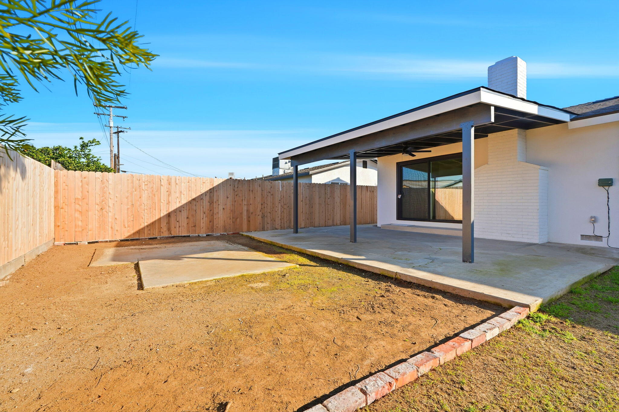 109 Whittier Ct, Exeter, CA 93221