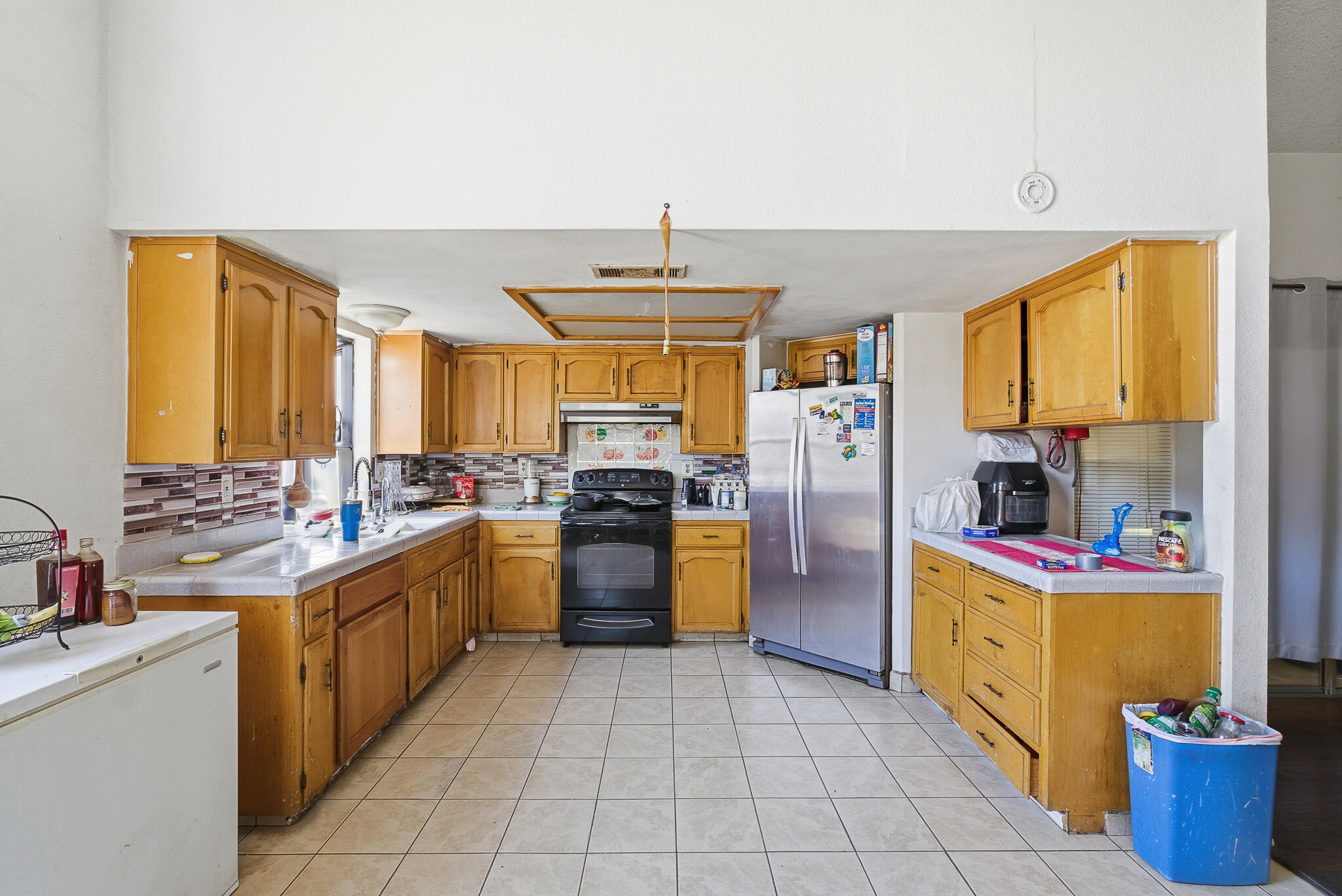 2580 N Knoll Ave, Fresno, CA 93722