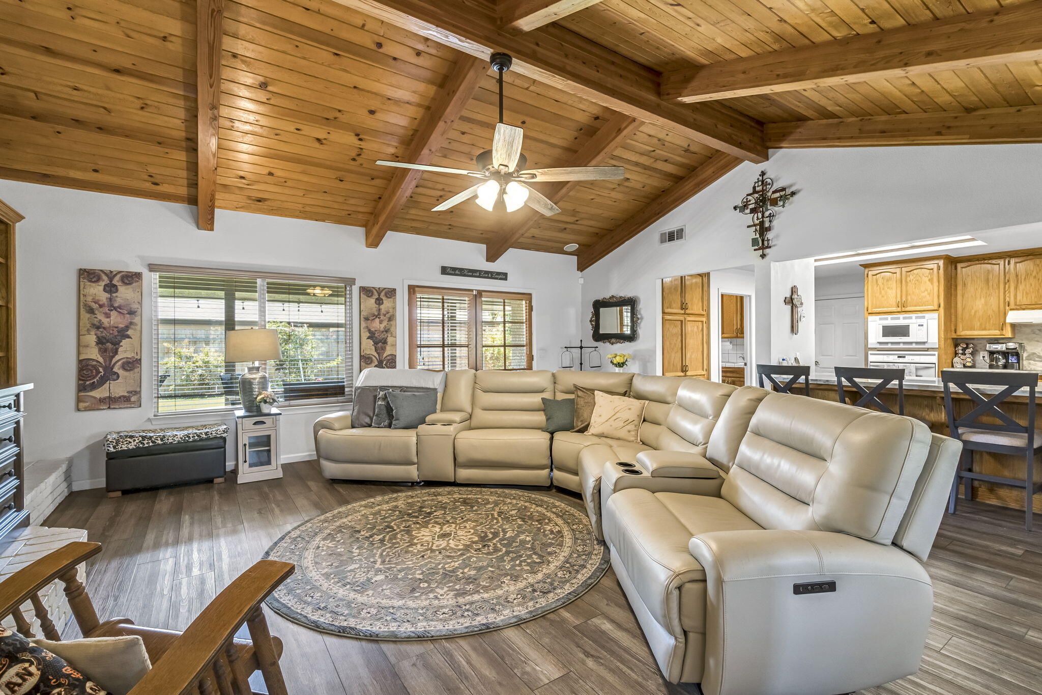 1405 Lincon Ln, Lemoore, CA 93245