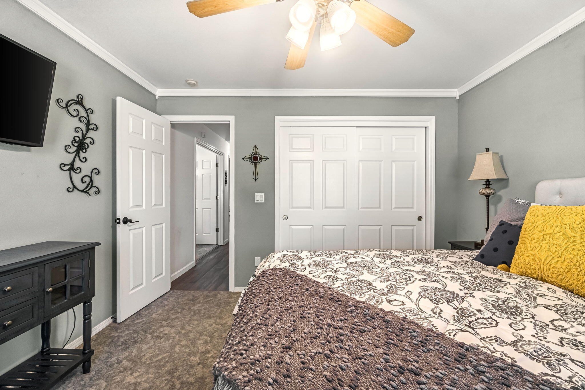 1405 Lincon Ln, Lemoore, CA 93245