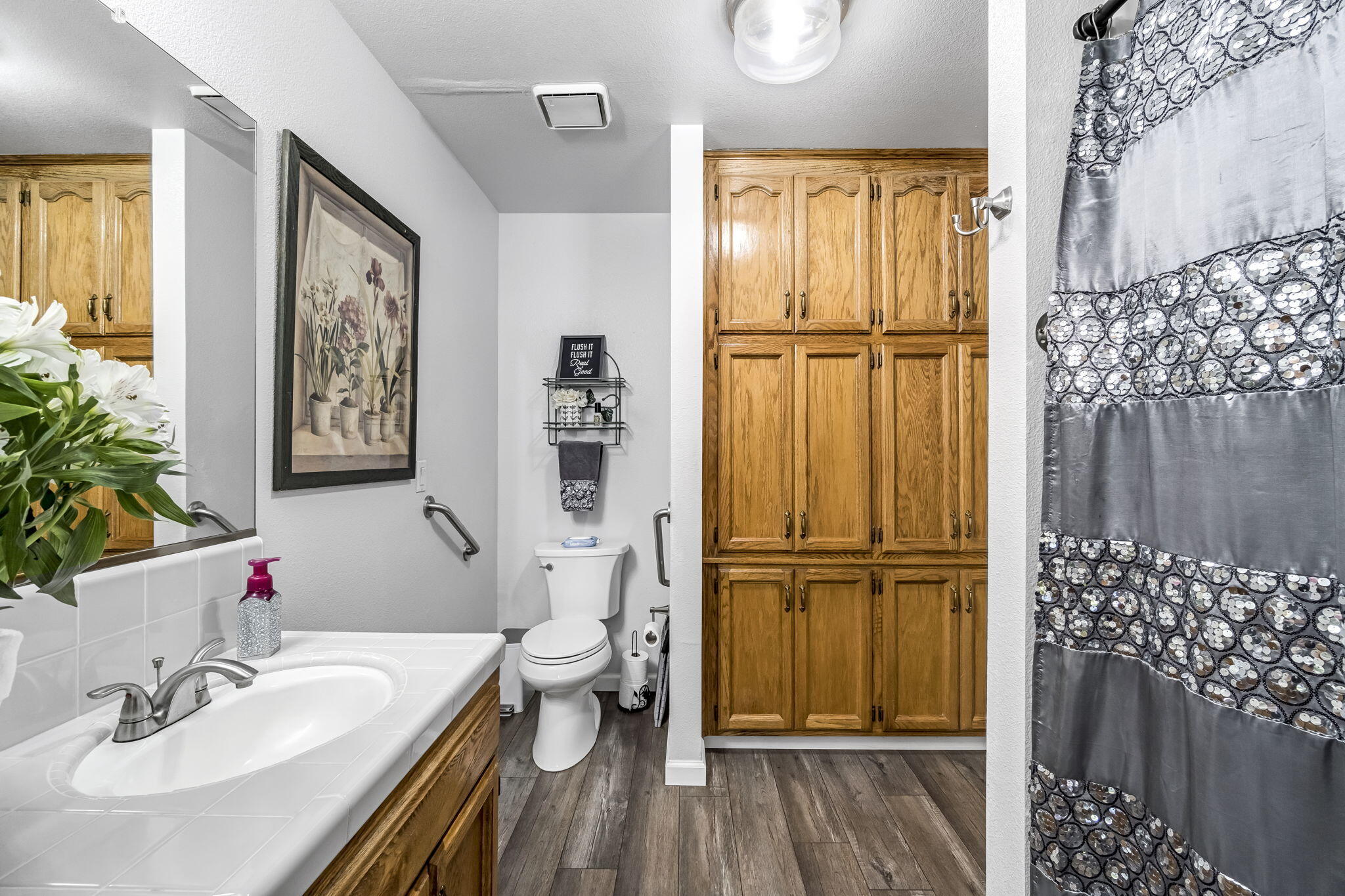 1405 Lincon Ln, Lemoore, CA 93245