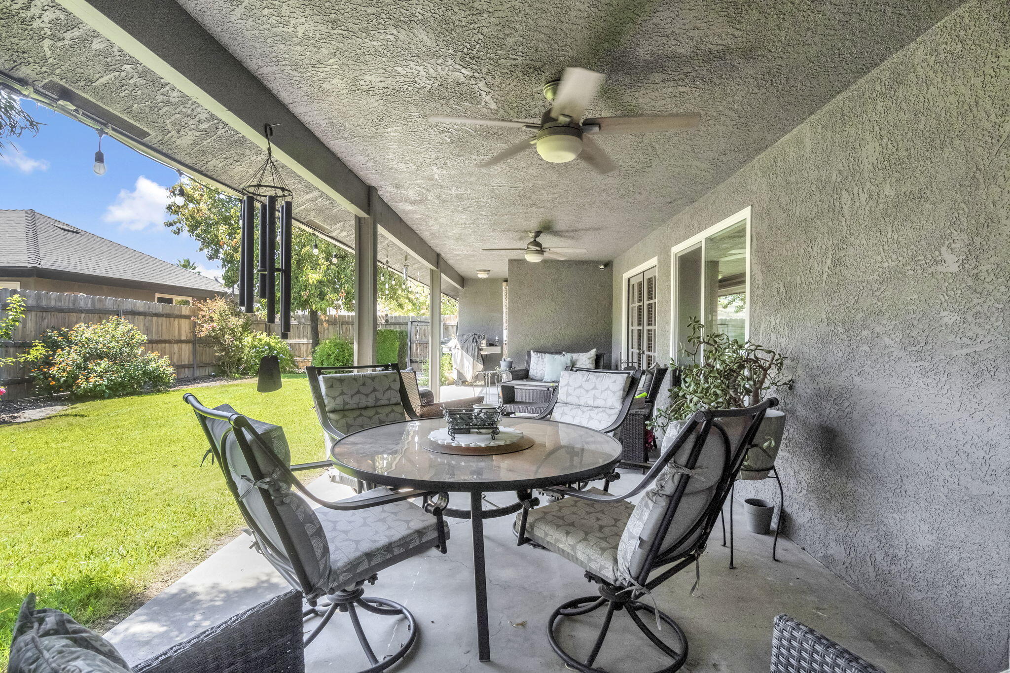 1405 Lincon Ln, Lemoore, CA 93245