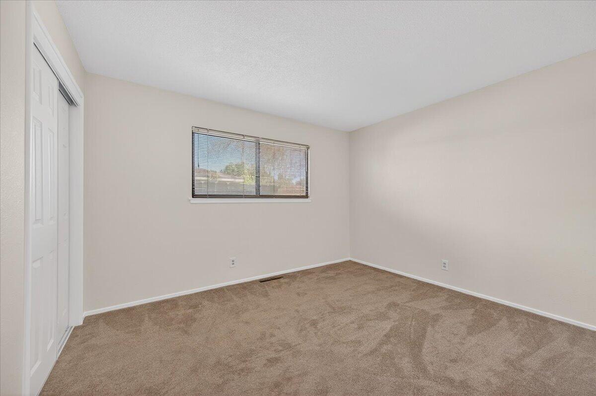 1335 Cindy Ave, Clovis, CA 93612