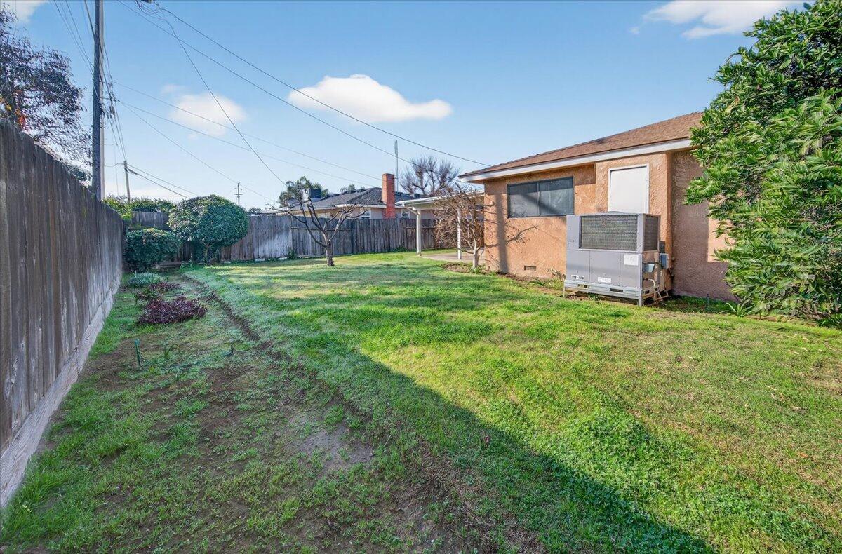 1335 Cindy Ave, Clovis, CA 93612