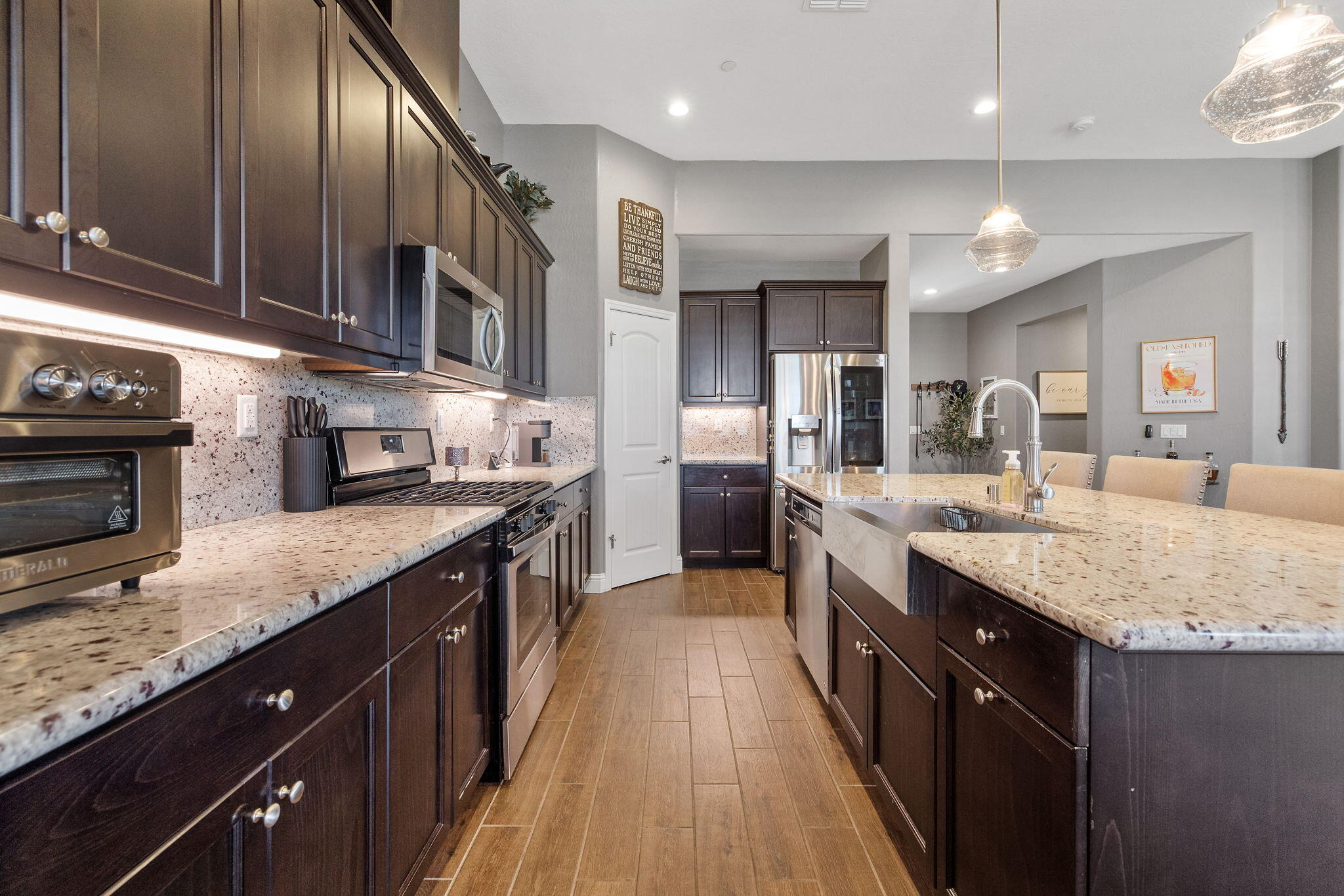 3430 Spring Sails Ave, Tulare, CA 93274