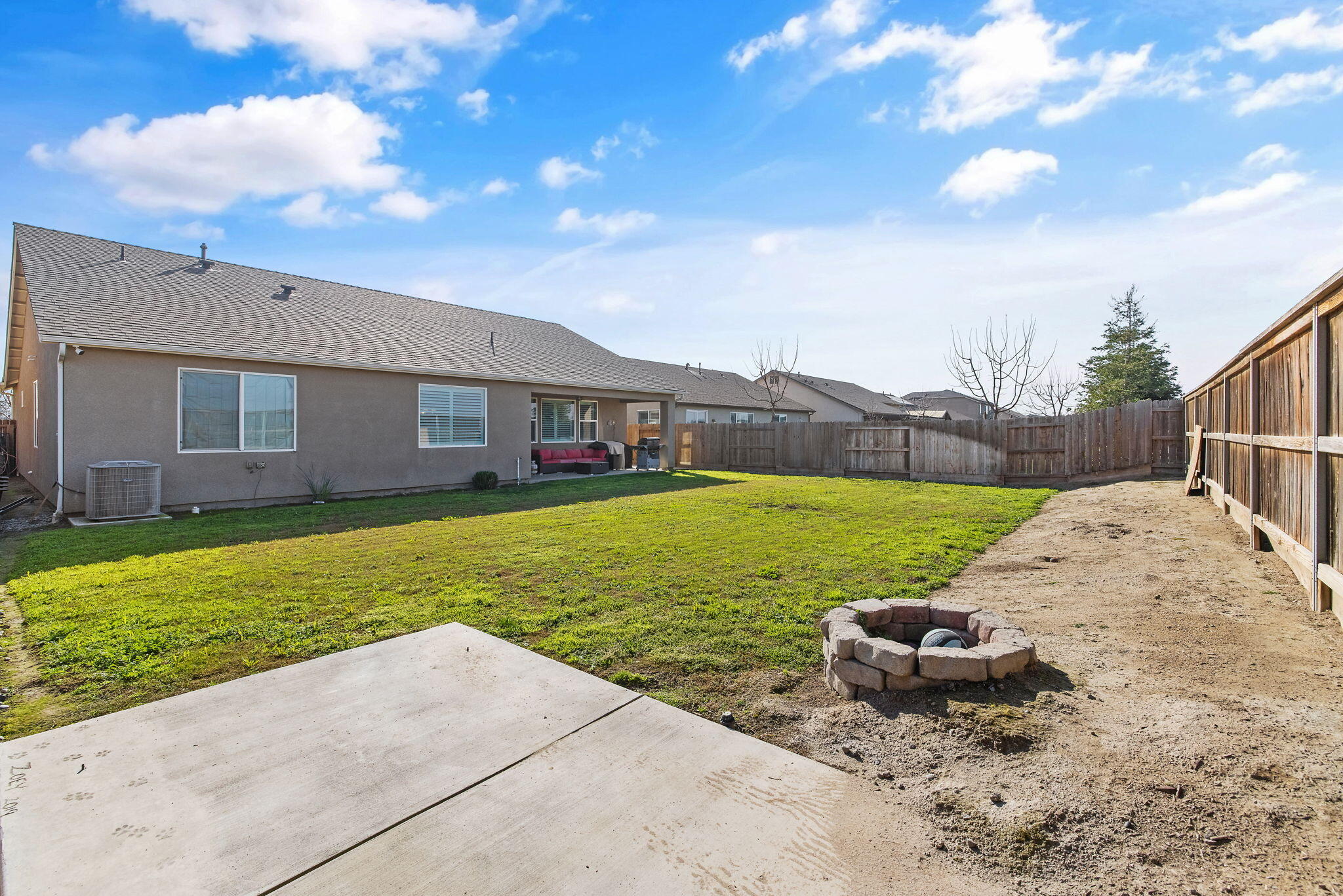3430 Spring Sails Ave, Tulare, CA 93274