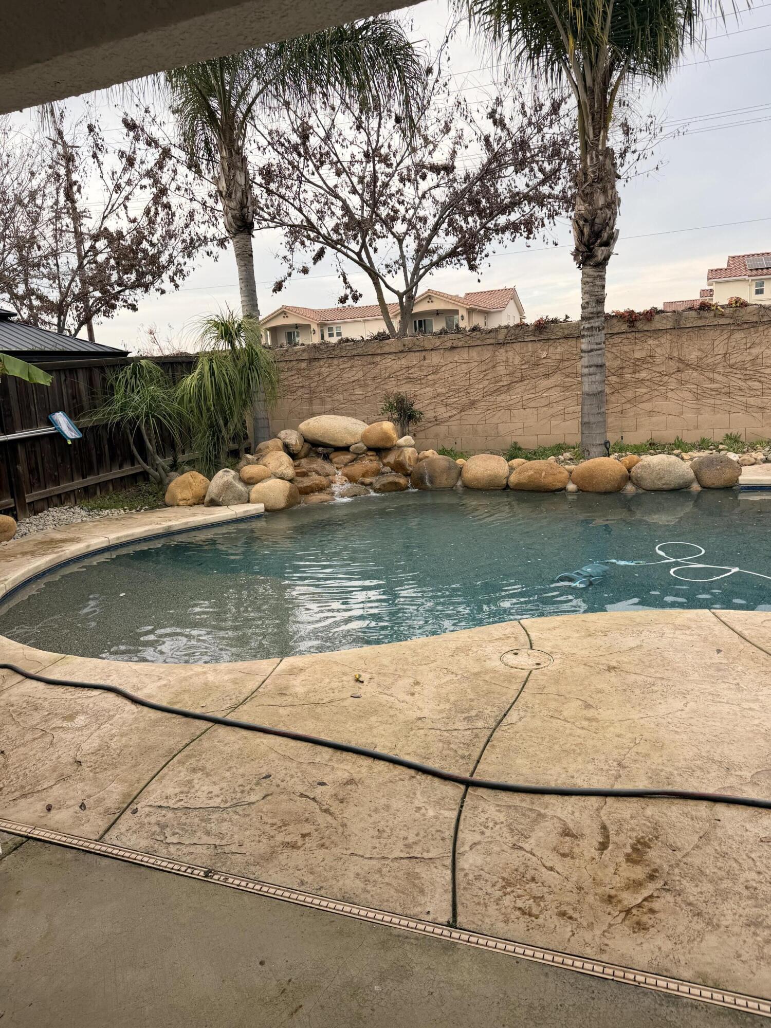 5222 W W Lark Ct, Visalia, CA 93291