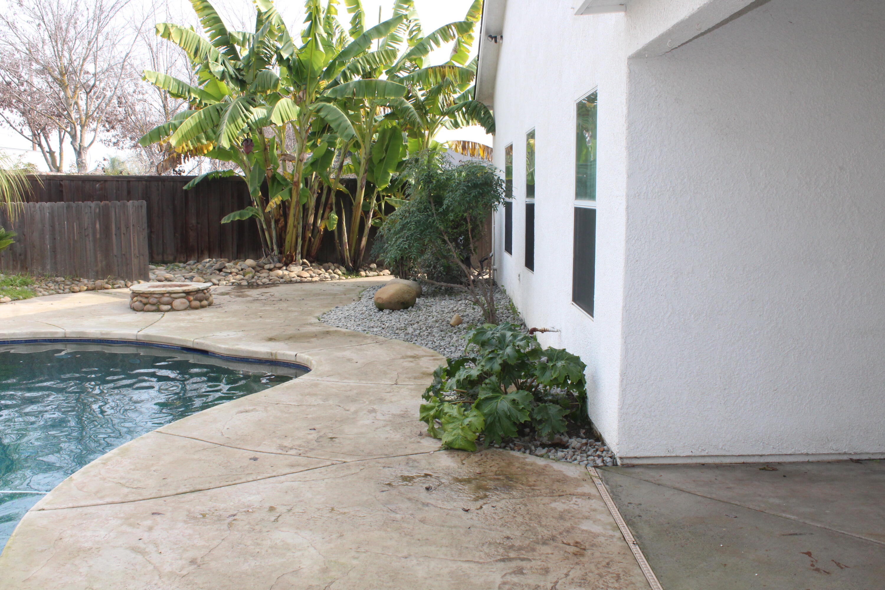 5222 W W Lark Ct, Visalia, CA 93291