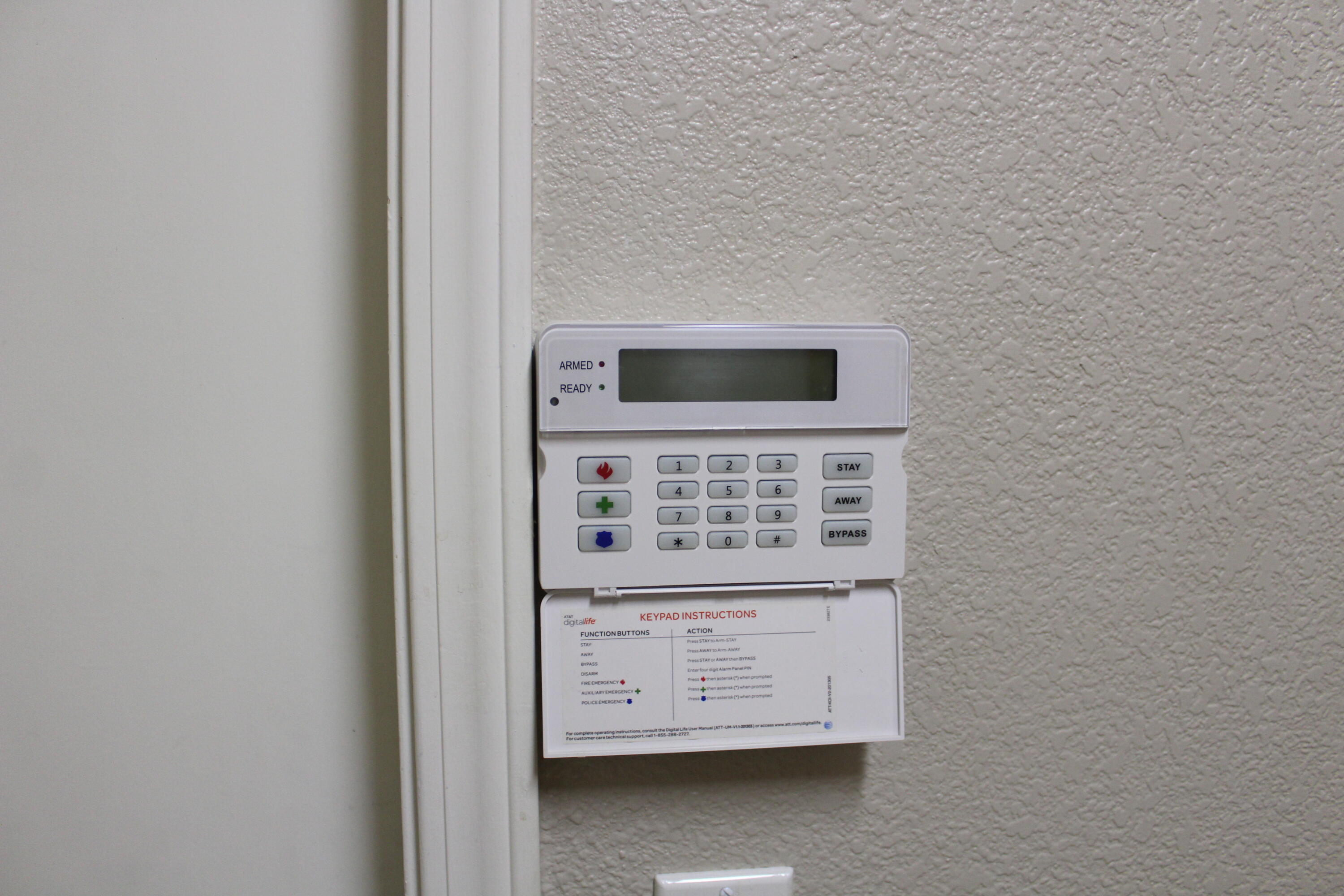 5222 W W Lark Ct, Visalia, CA 93291