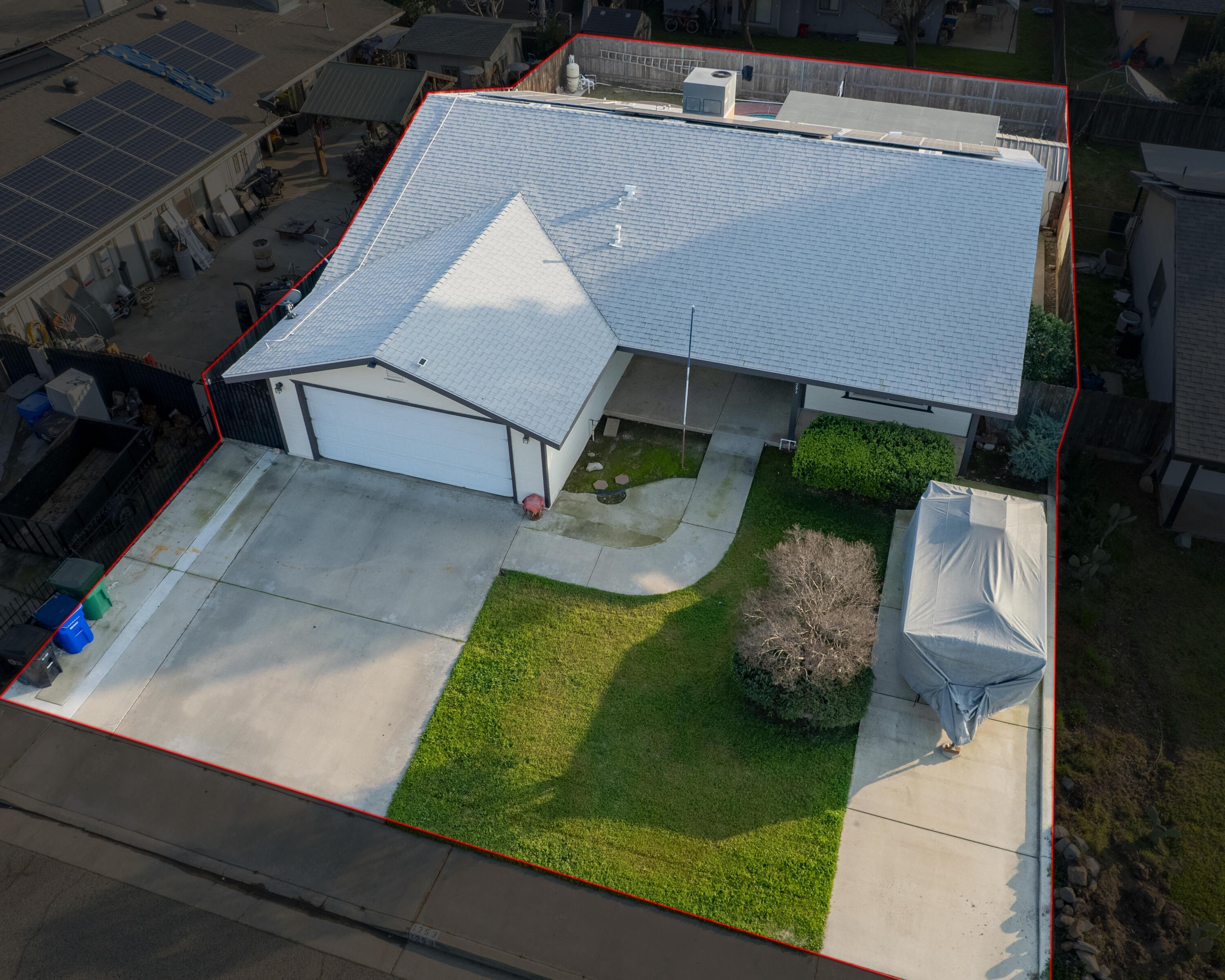 1253 W Jean Ave, Porterville, CA 93257