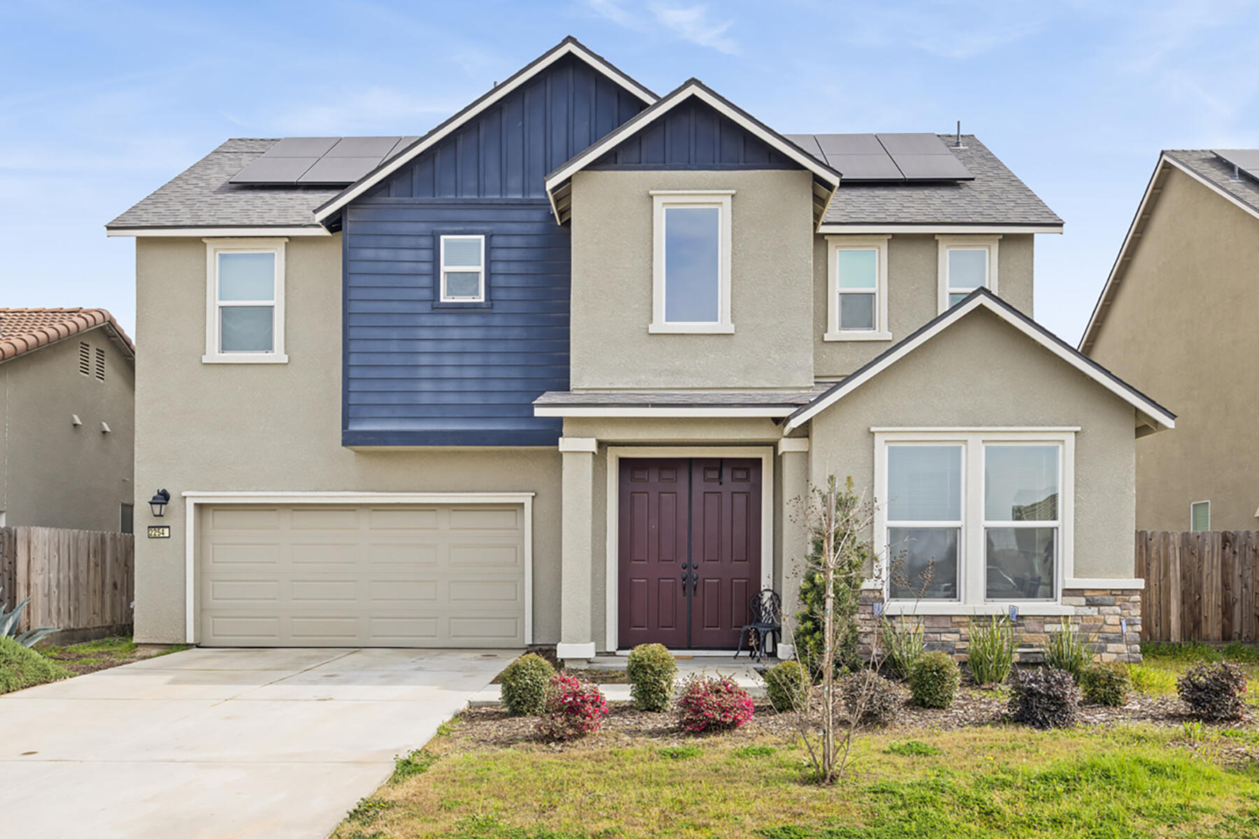 2254 S Lebec St, Visalia, CA 93292