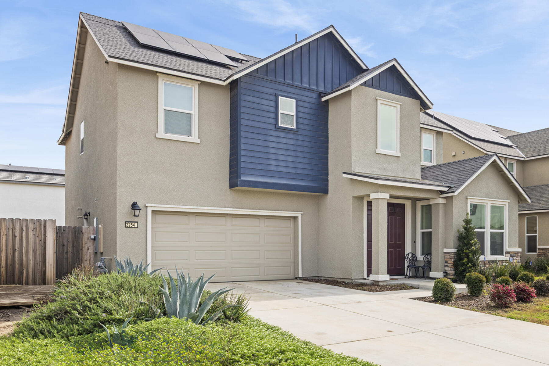 2254 S Lebec St, Visalia, CA 93292