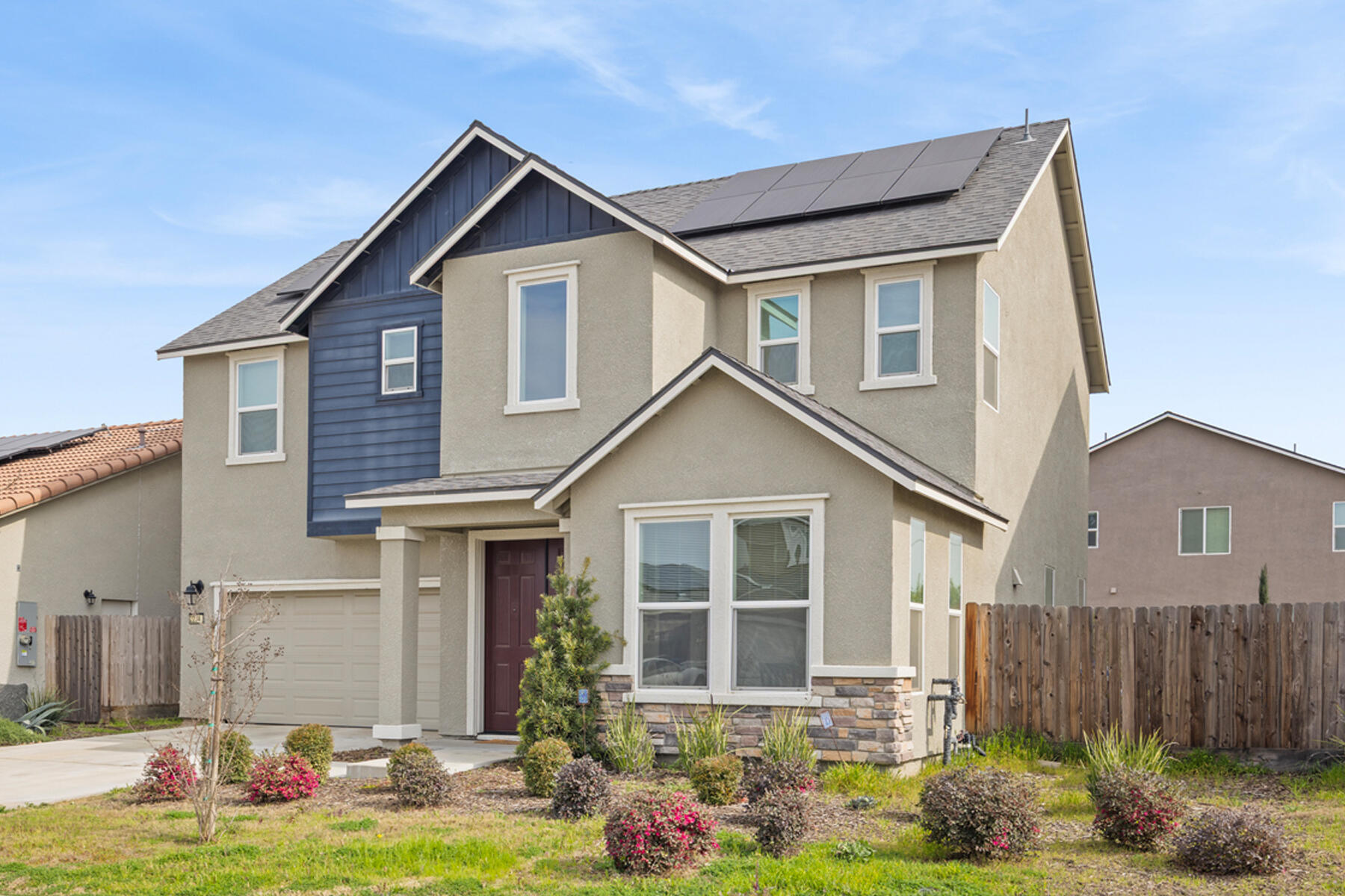 2254 S Lebec St, Visalia, CA 93292