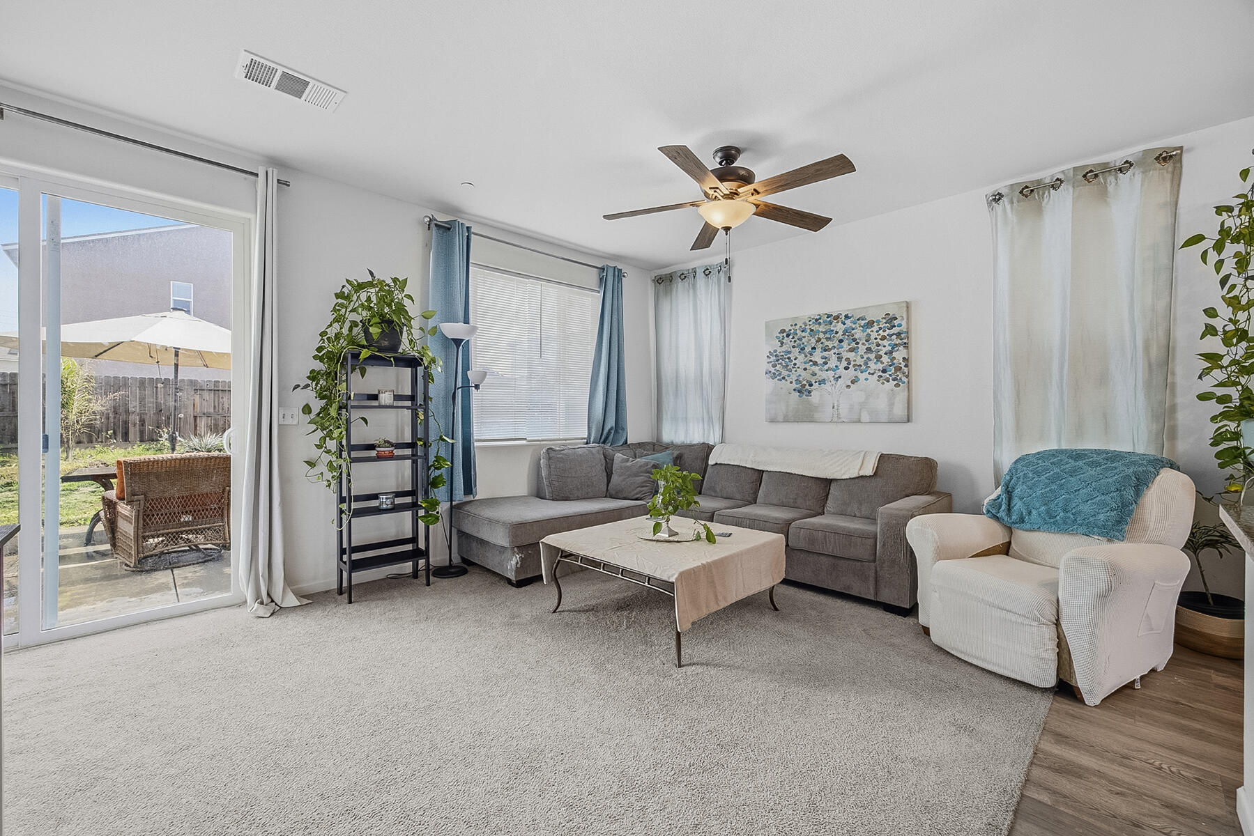 2254 S Lebec St, Visalia, CA 93292