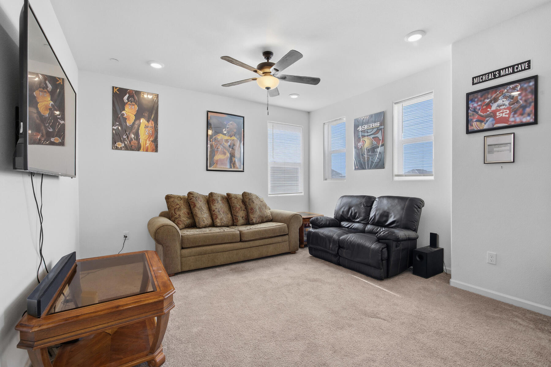 2254 S Lebec St, Visalia, CA 93292