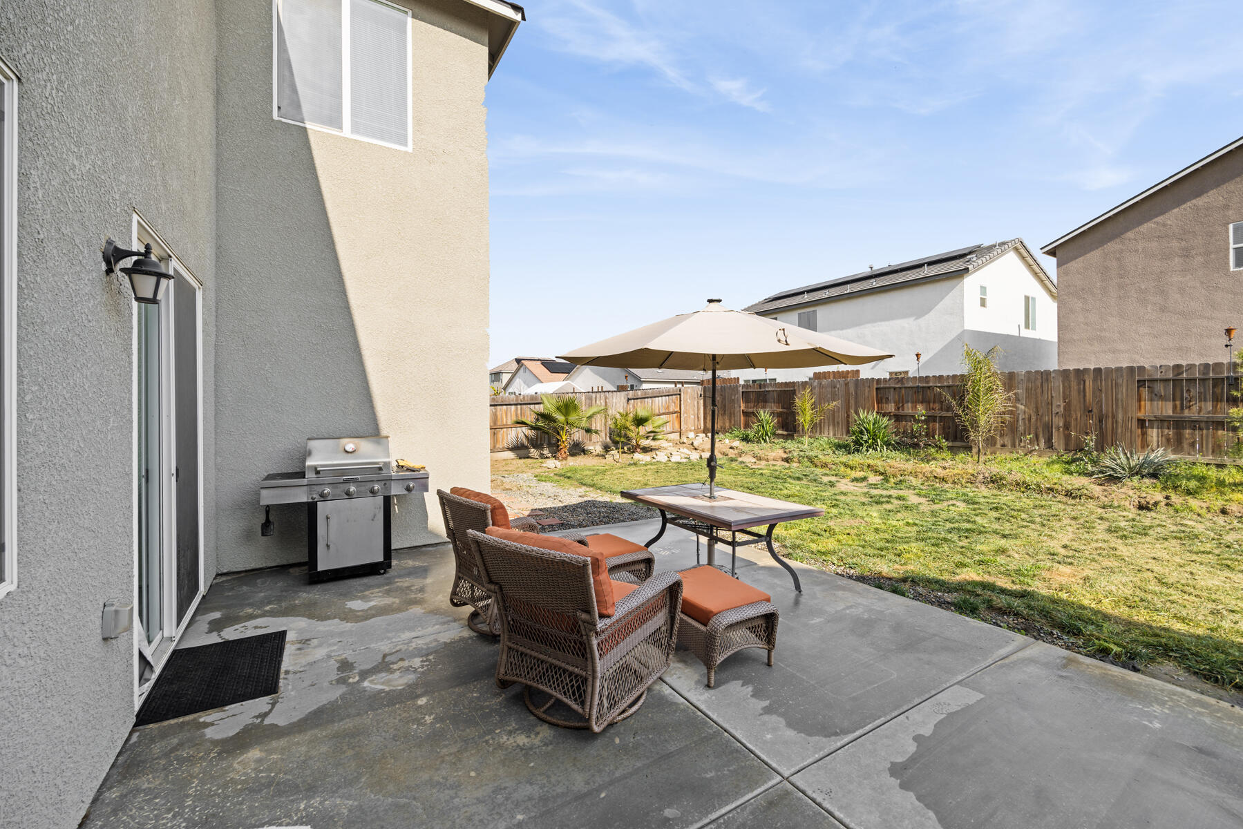 2254 S Lebec St, Visalia, CA 93292