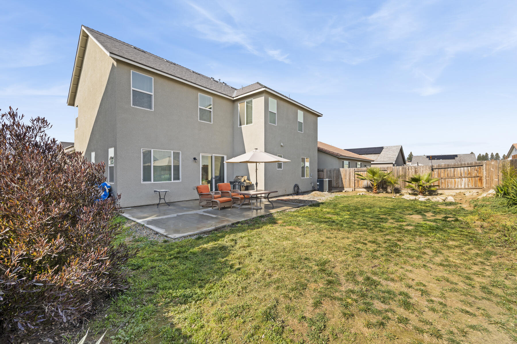 2254 S Lebec St, Visalia, CA 93292