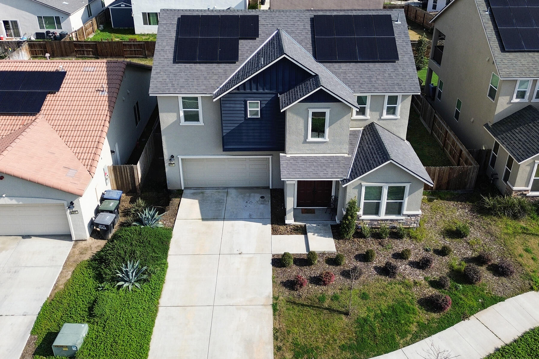 2254 S Lebec St, Visalia, CA 93292