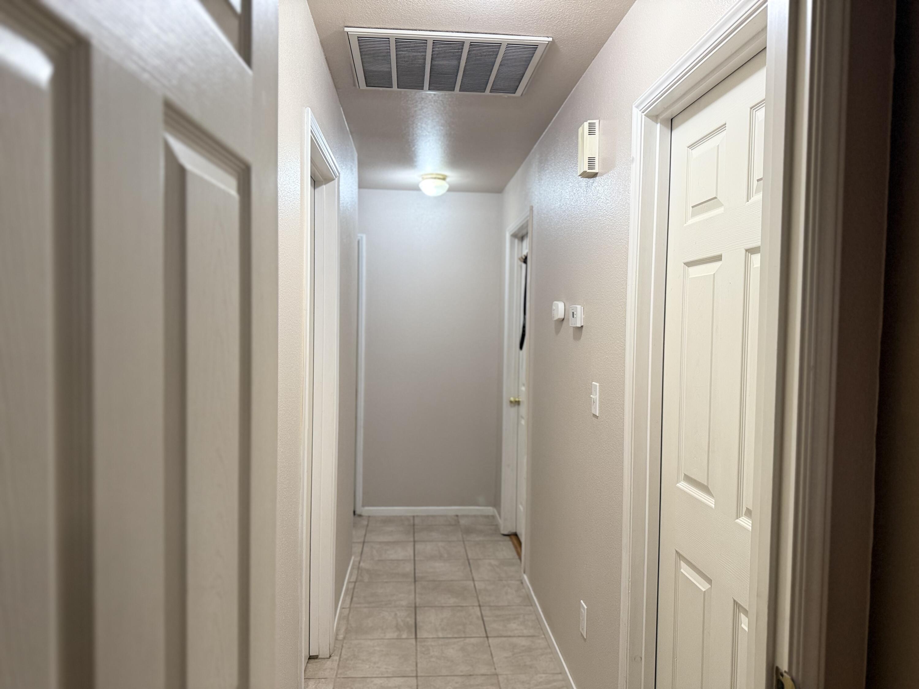 1865 La Vida Ave, Porterville, CA 93257