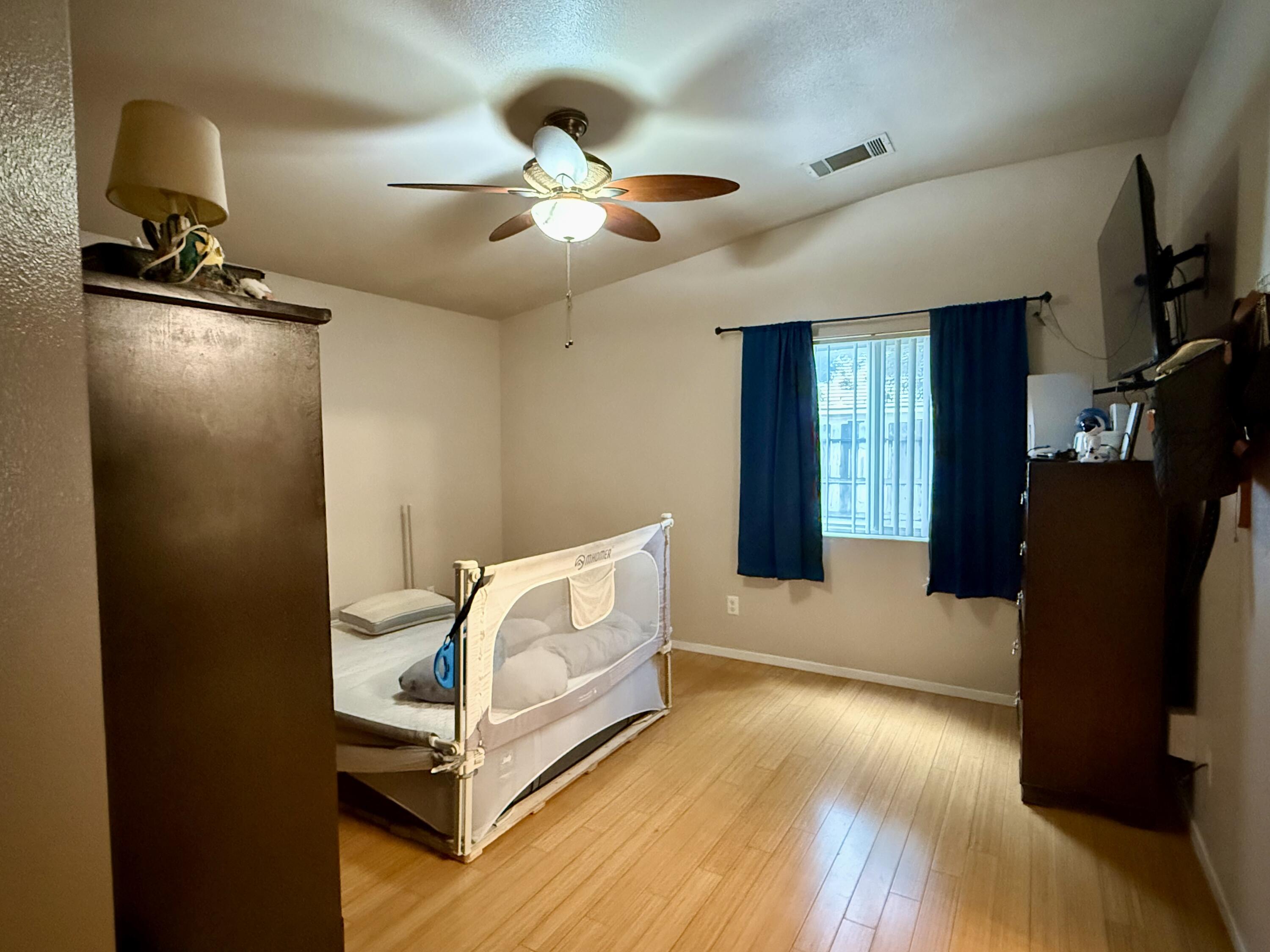 1865 La Vida Ave, Porterville, CA 93257