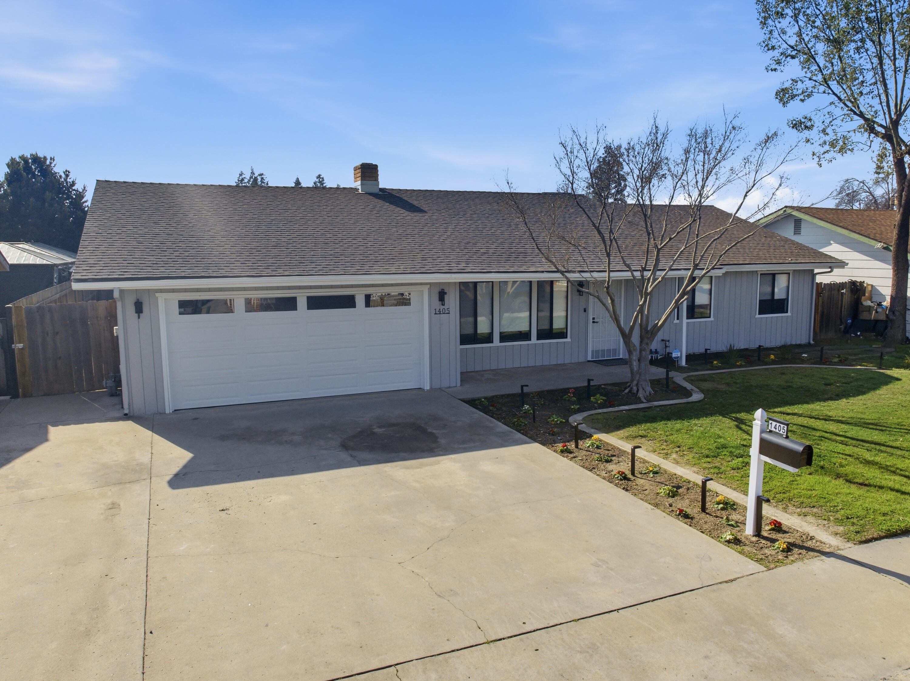 1405 Huntsman Ave, Selma, CA 93662
