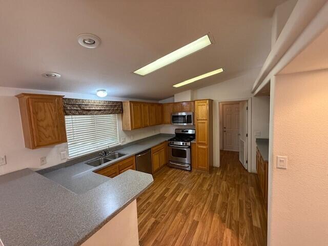 100 S Westwood St #15, Porterville, CA 93257