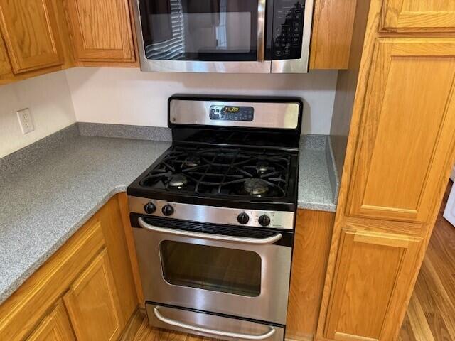 100 S Westwood St #15, Porterville, CA 93257