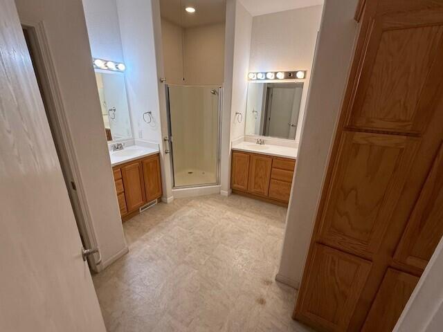 100 S Westwood St #15, Porterville, CA 93257