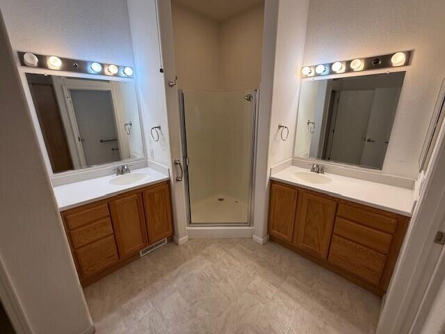 100 S Westwood St #15, Porterville, CA 93257