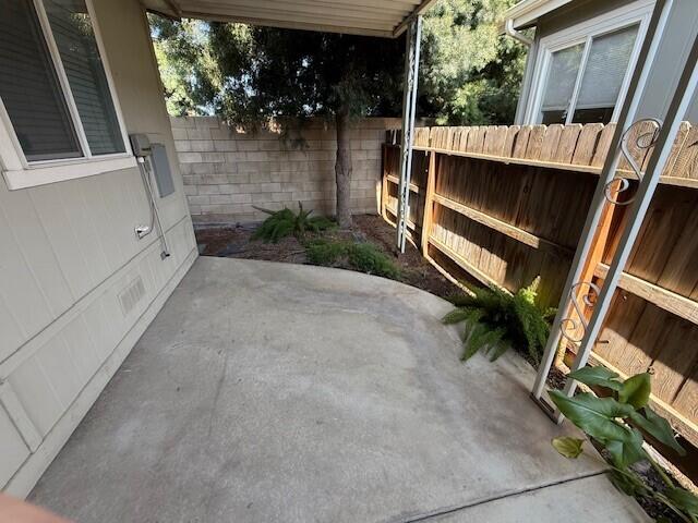 100 S Westwood St #15, Porterville, CA 93257