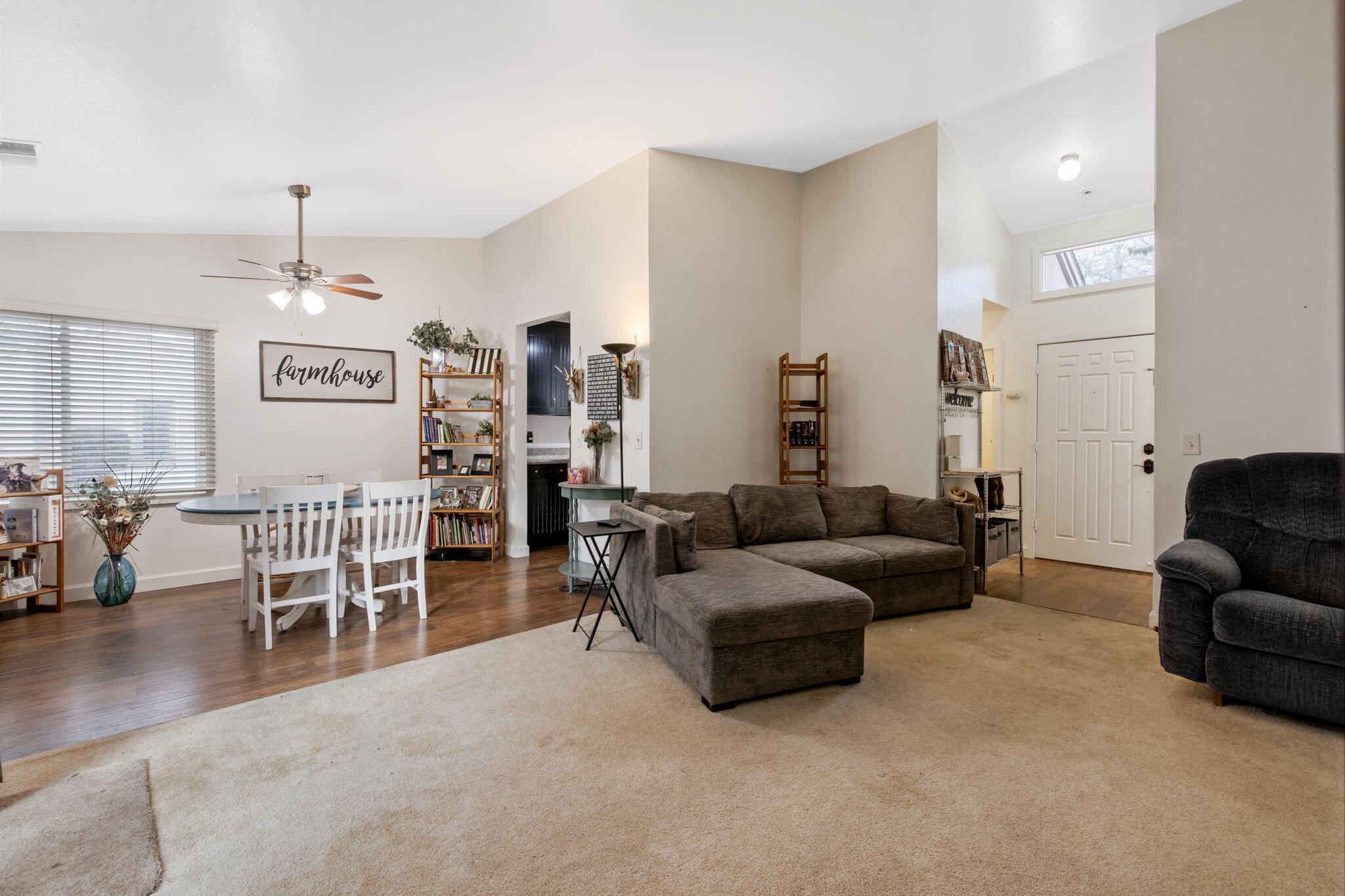 1233 S Kent St, Visalia, CA 93277