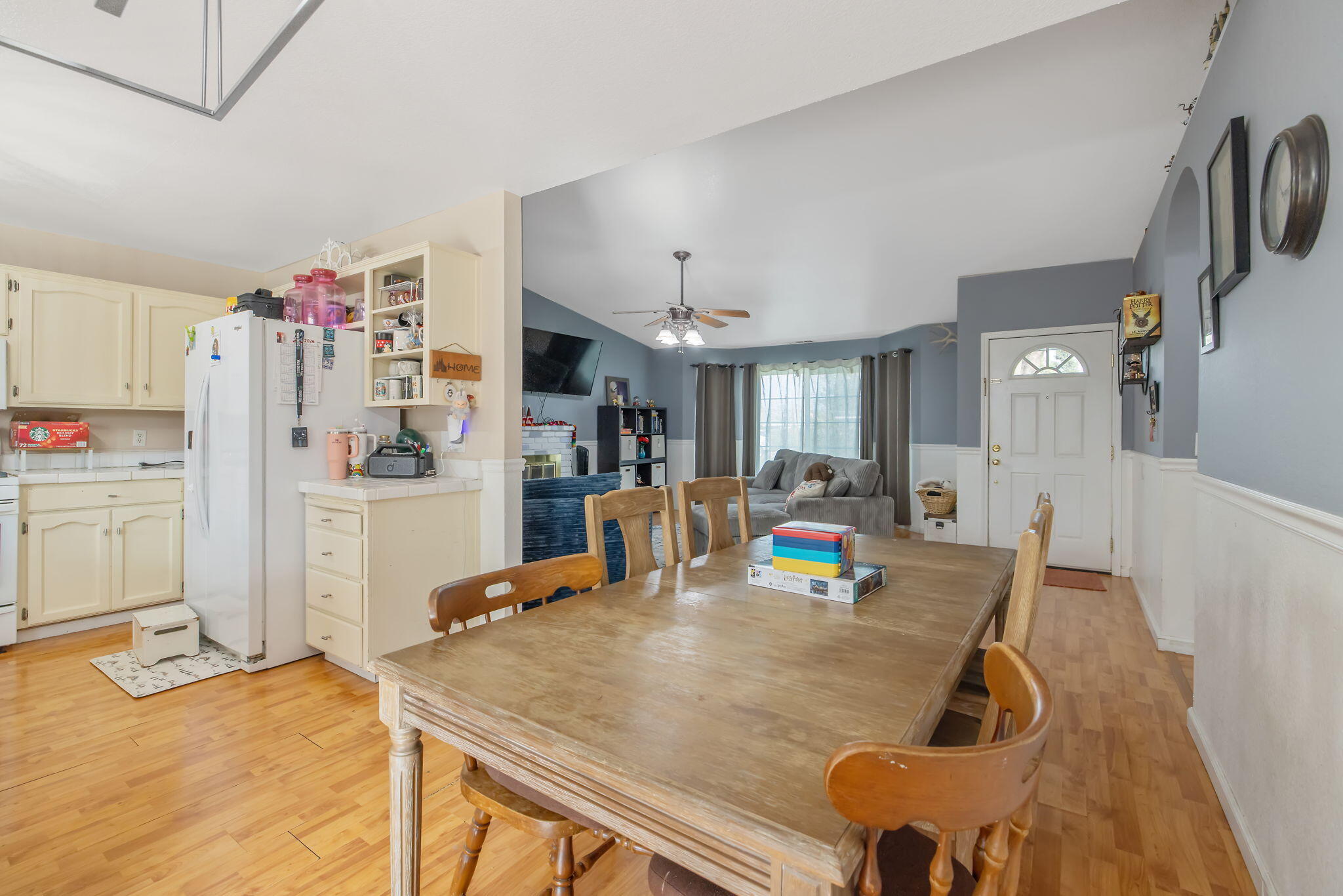 3749 S University St, Visalia, CA 93277