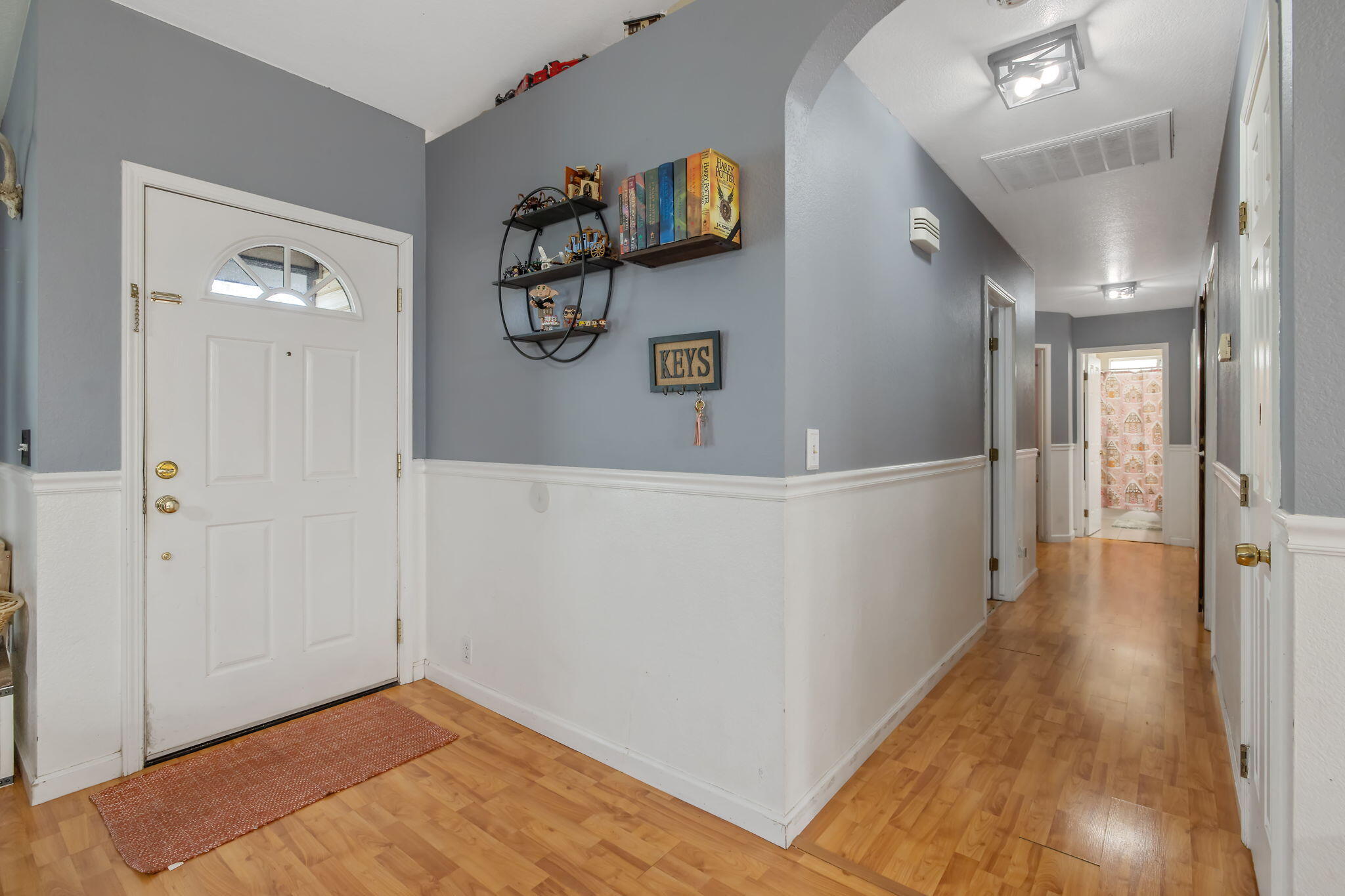 3749 S University St, Visalia, CA 93277