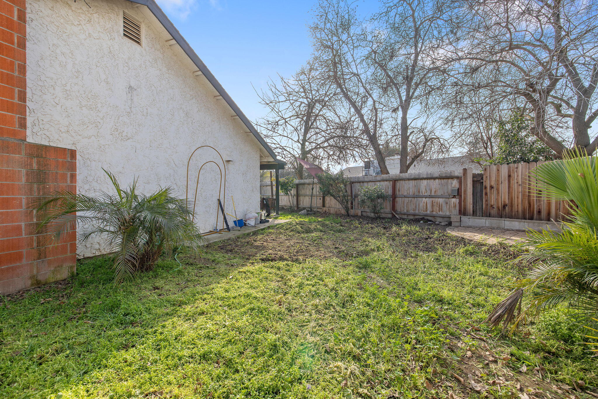 3749 S University St, Visalia, CA 93277