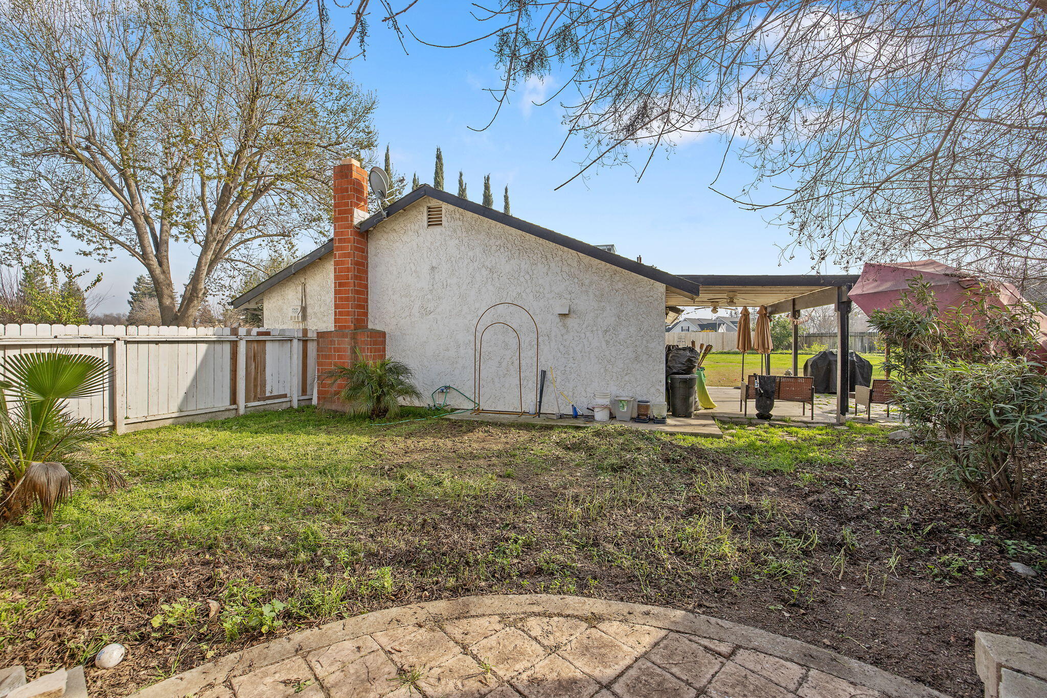 3749 S University St, Visalia, CA 93277