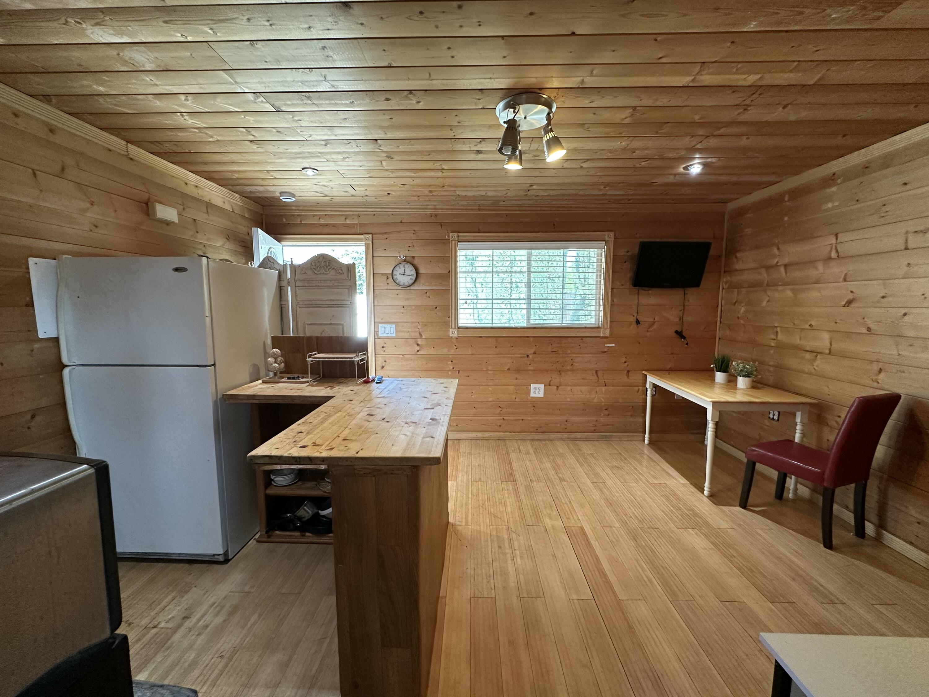 3749 S University St, Visalia, CA 93277