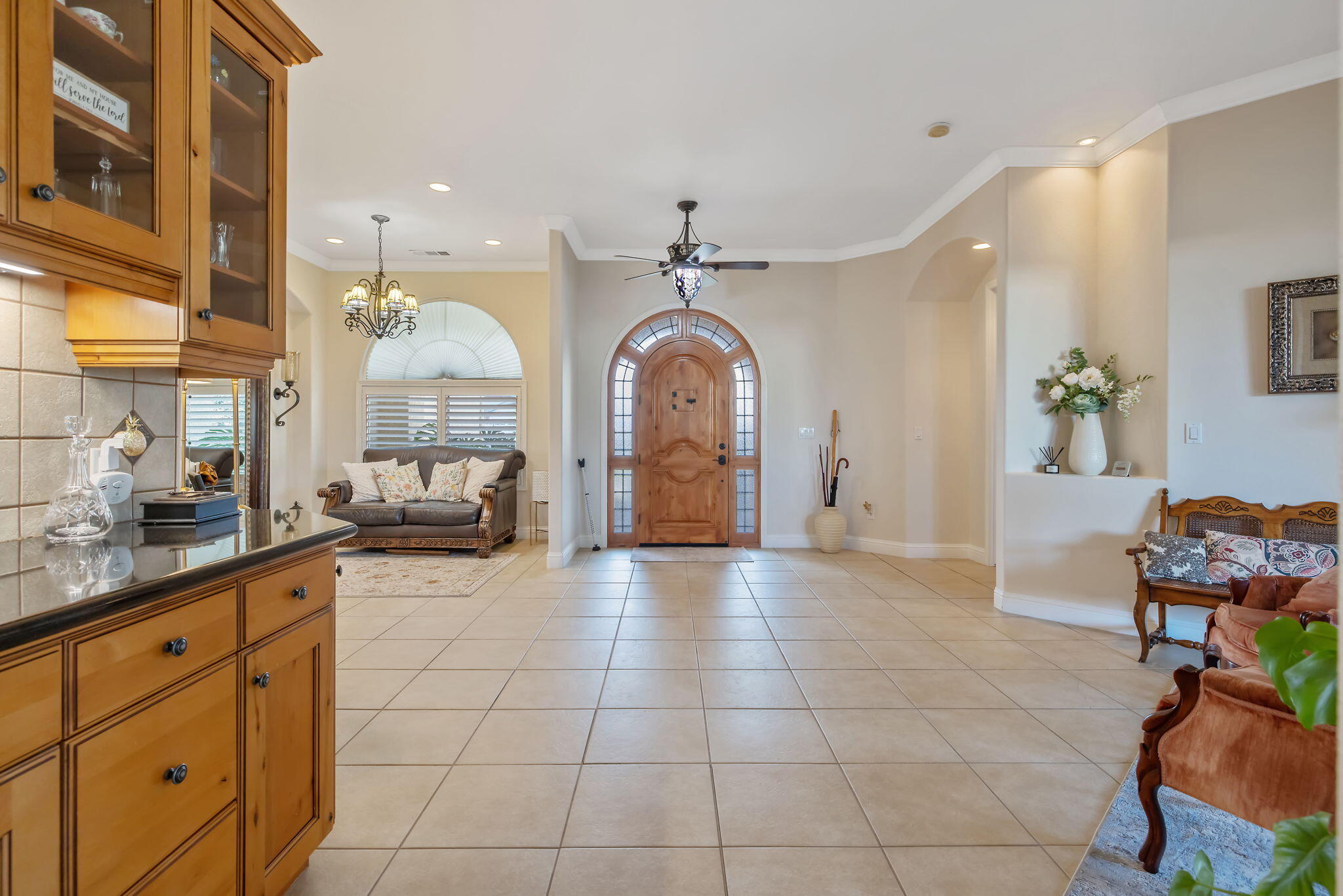 729 St Thomas Ct, Exeter, CA 93221