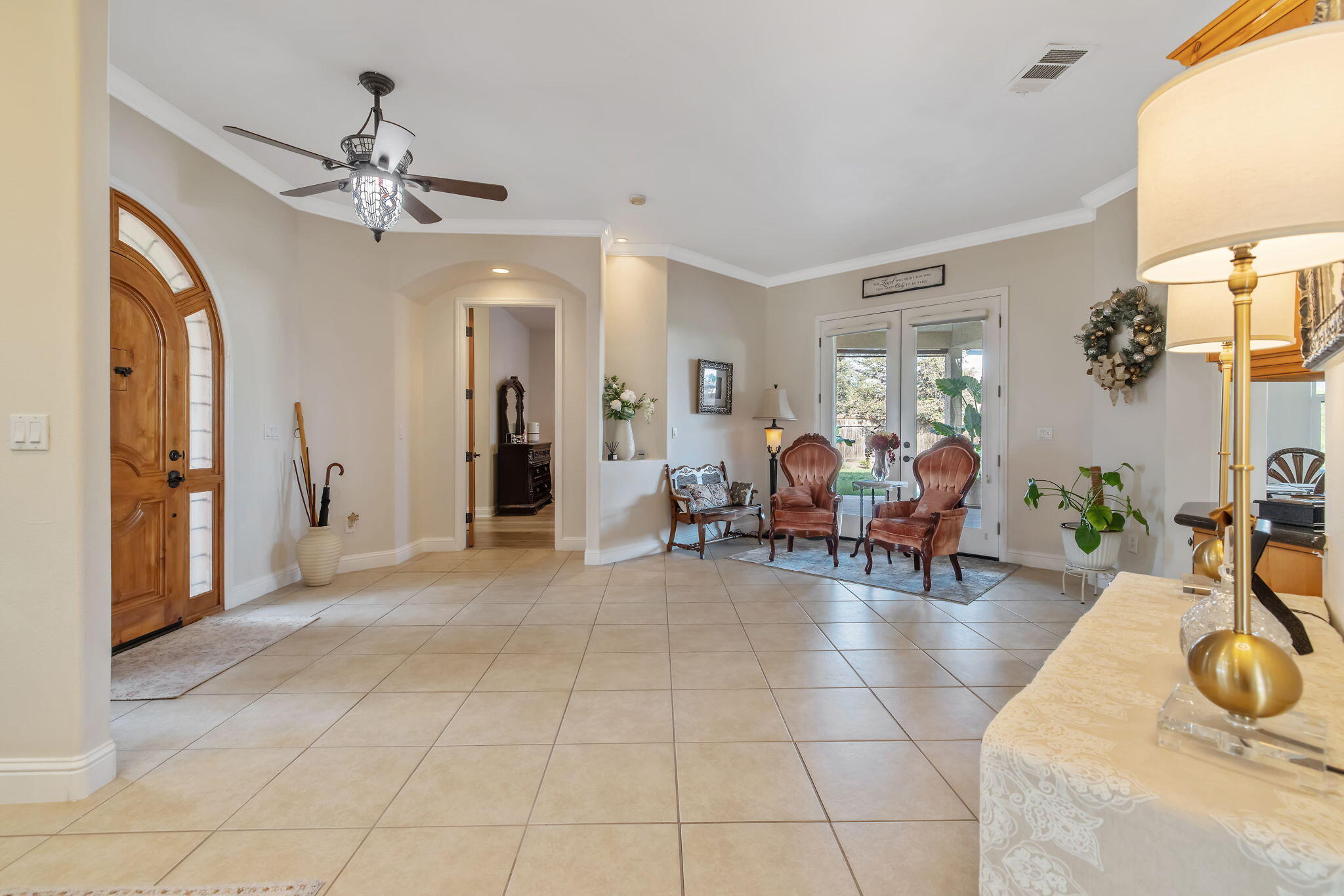 729 St Thomas Ct, Exeter, CA 93221