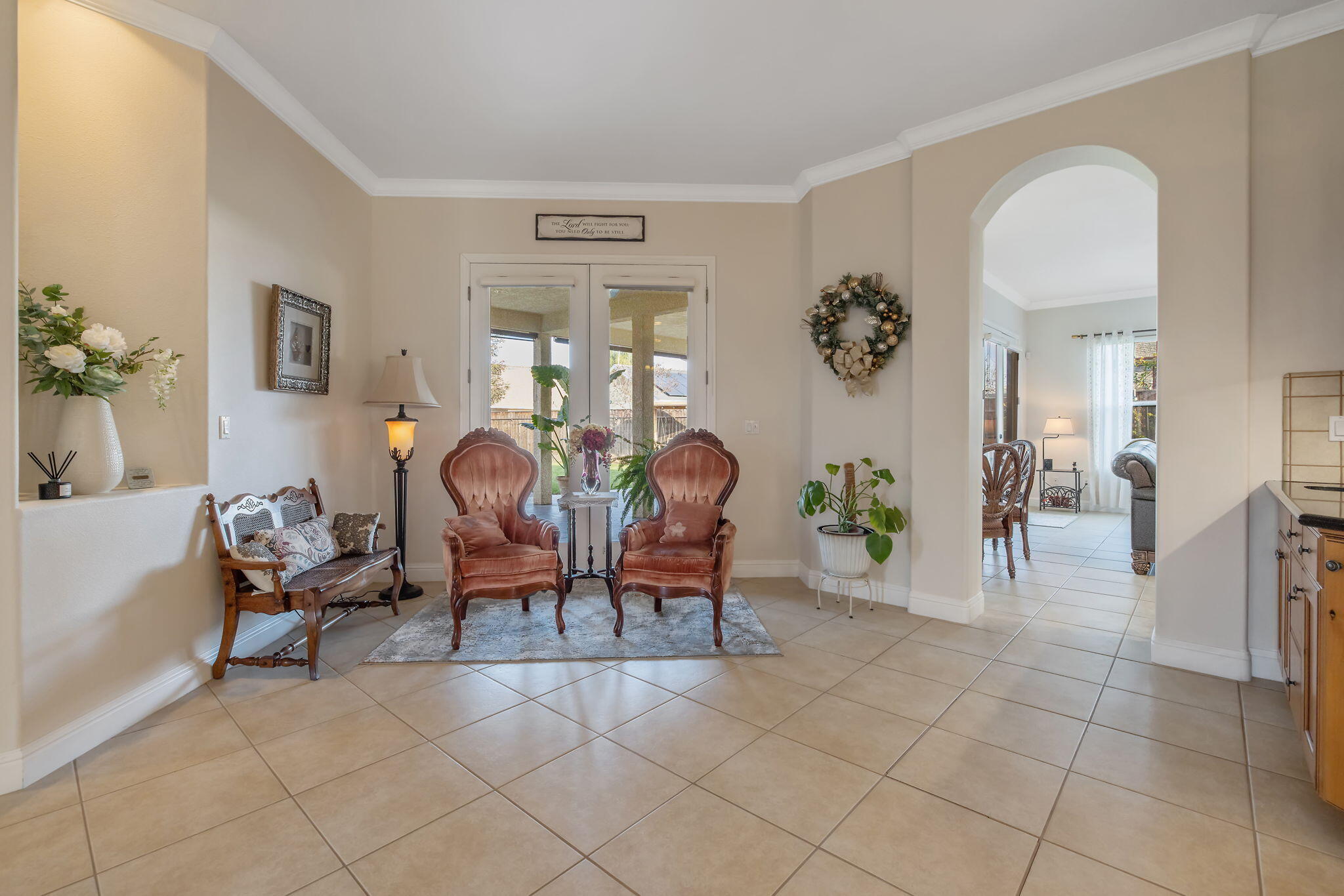 729 St Thomas Ct, Exeter, CA 93221