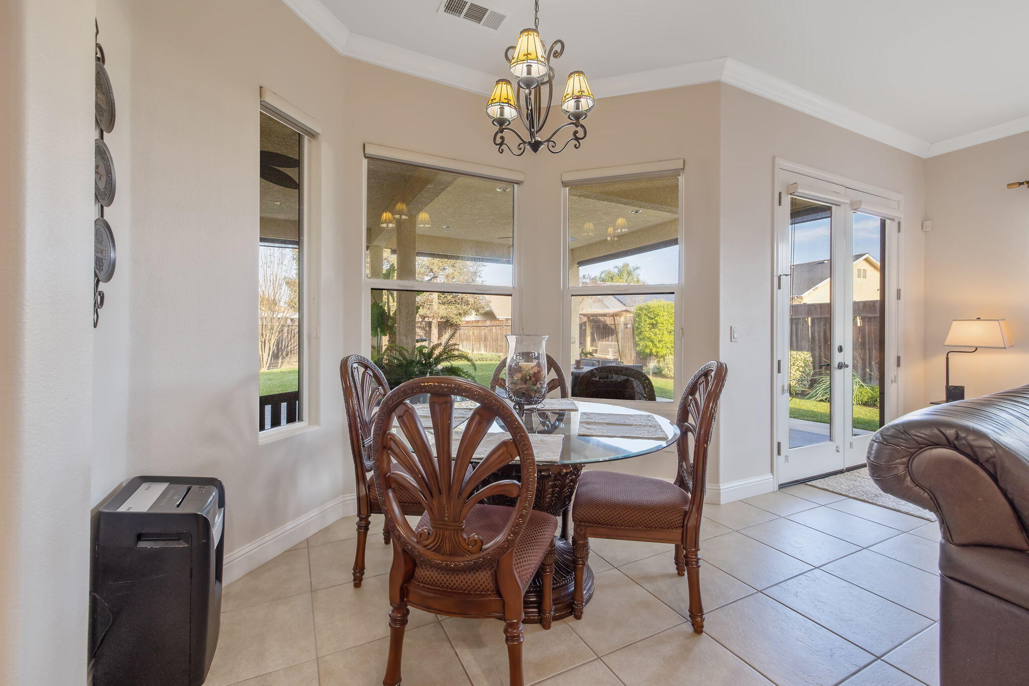 729 St Thomas Ct, Exeter, CA 93221