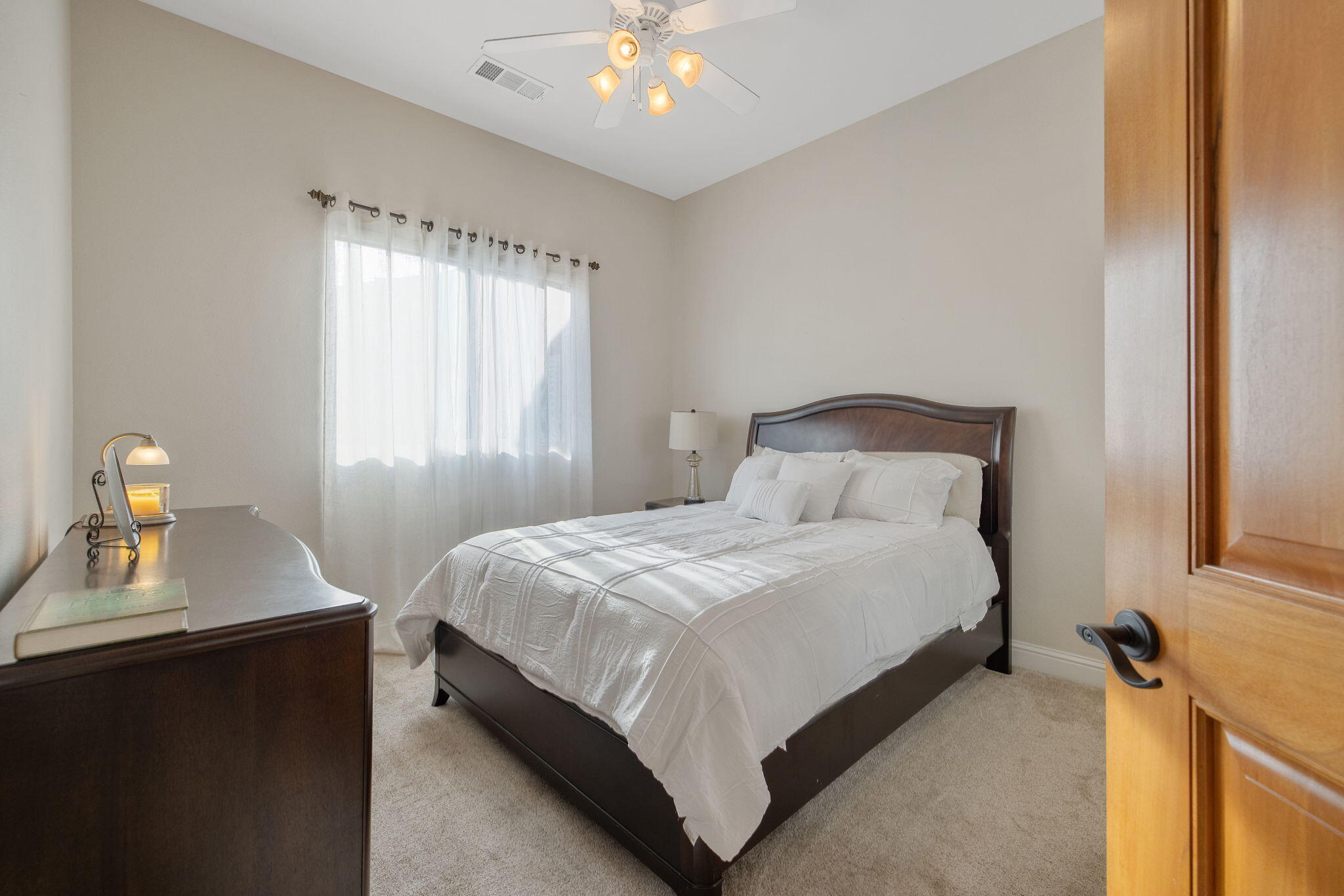 729 St Thomas Ct, Exeter, CA 93221