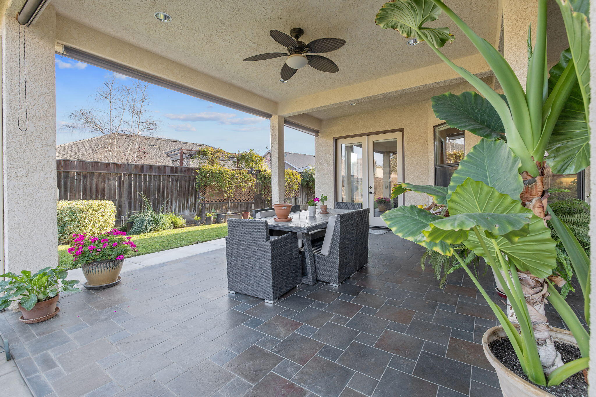 729 St Thomas Ct, Exeter, CA 93221