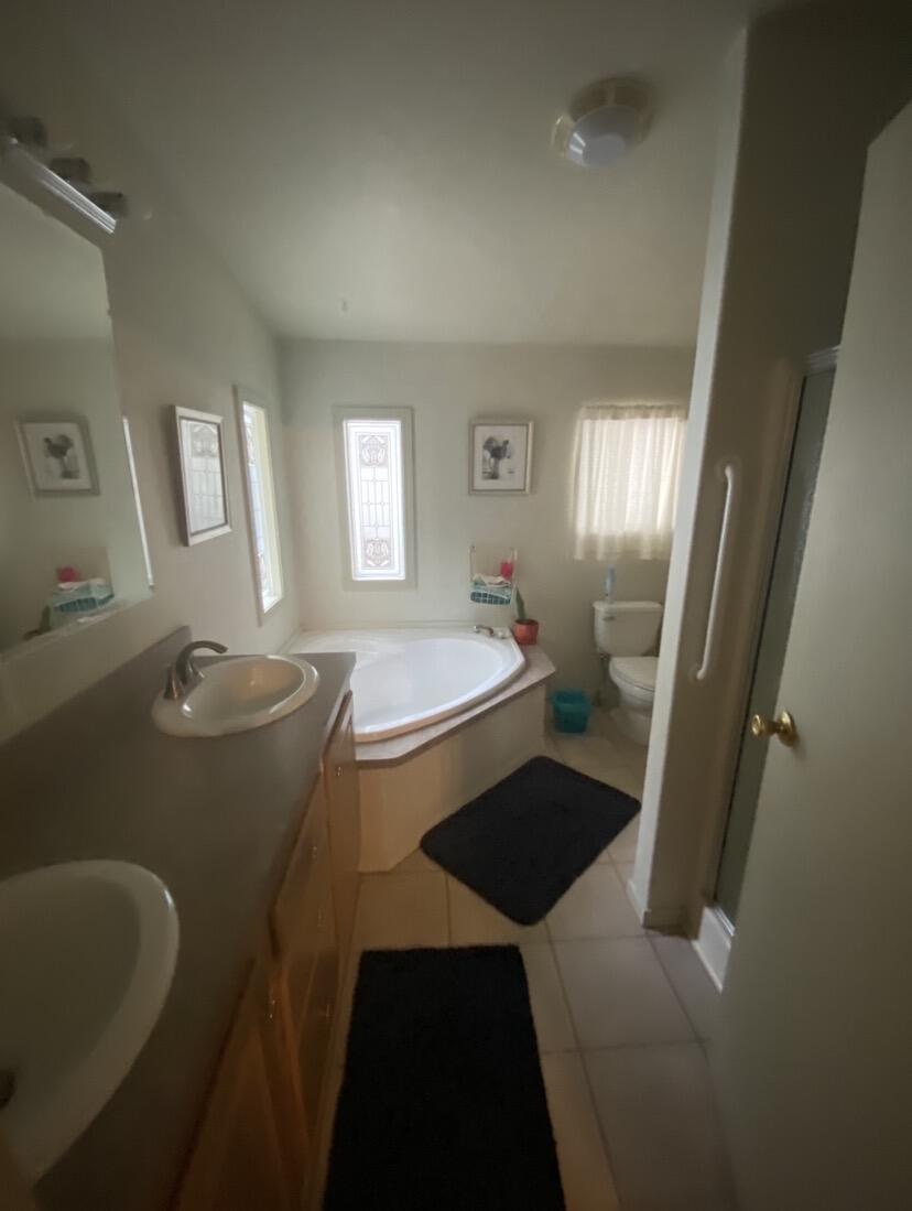 100 S Westwood St #13, Porterville, CA 93257