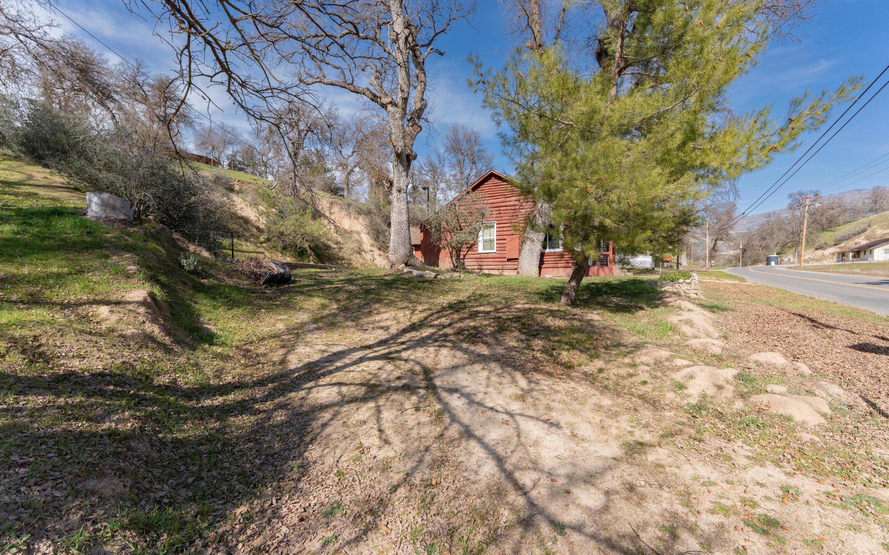 43875 Pine Flat Dr, California Hot Springs, CA 93207