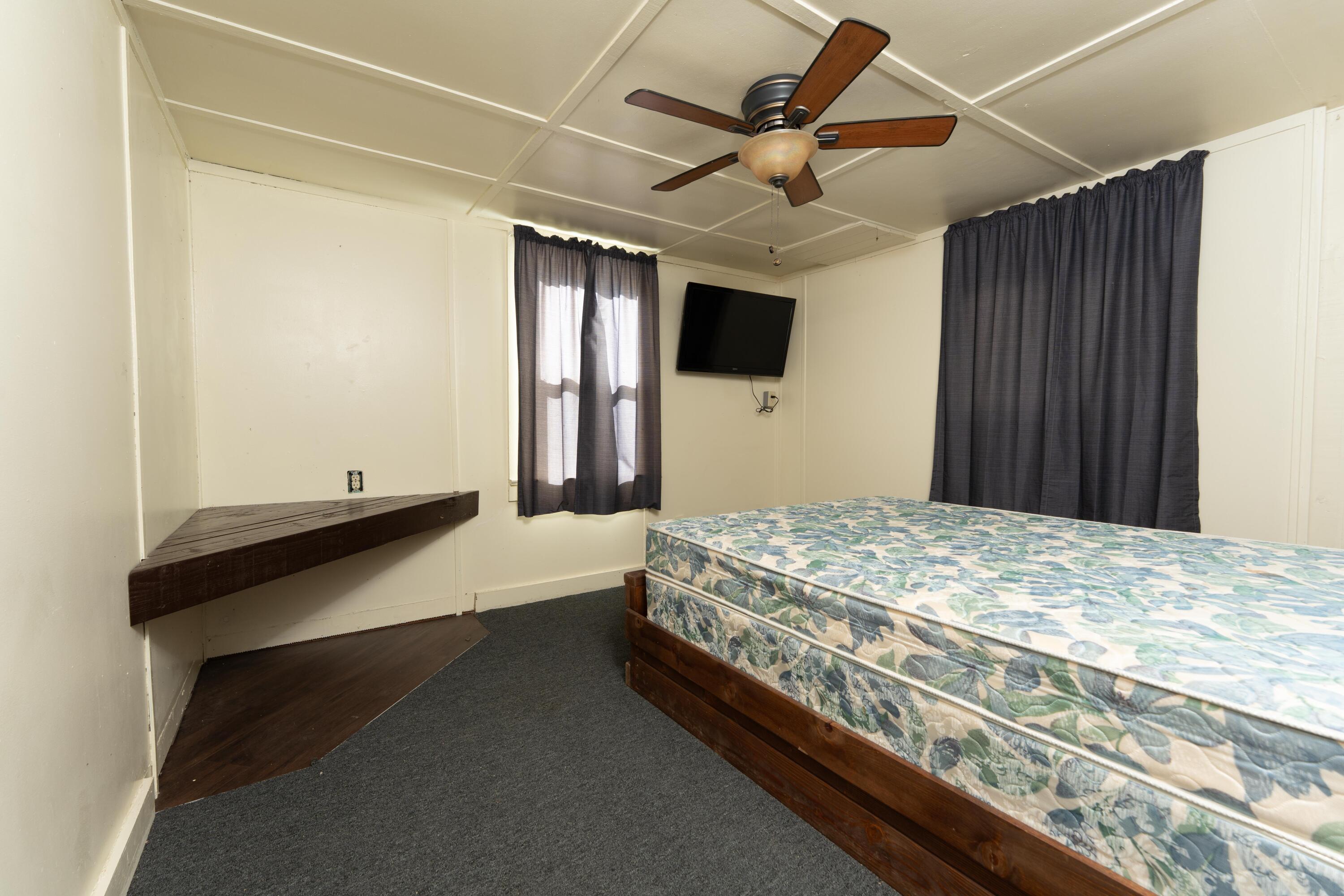 43875 Pine Flat Dr, California Hot Springs, CA 93207