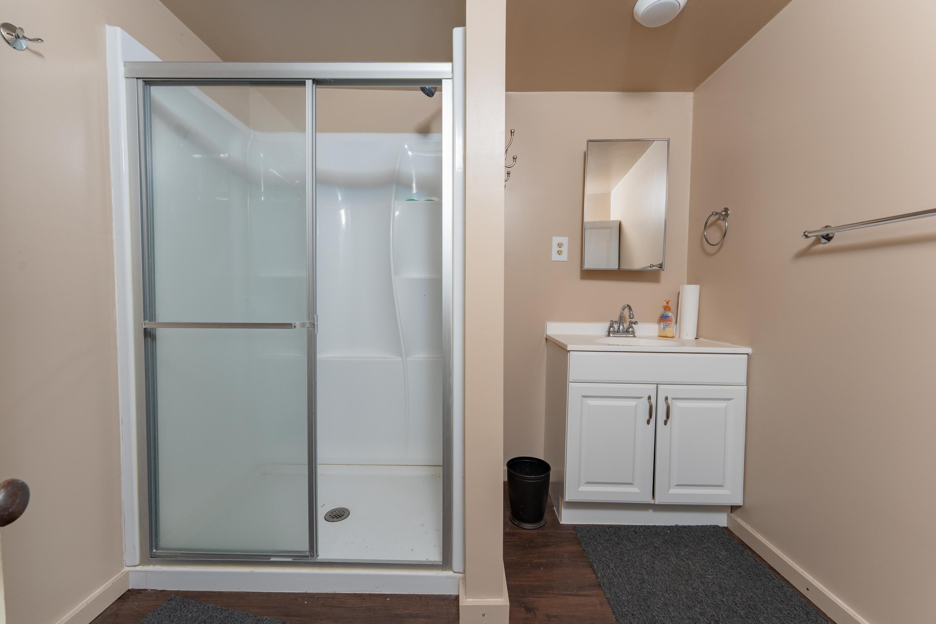 43875 Pine Flat Dr, California Hot Springs, CA 93207