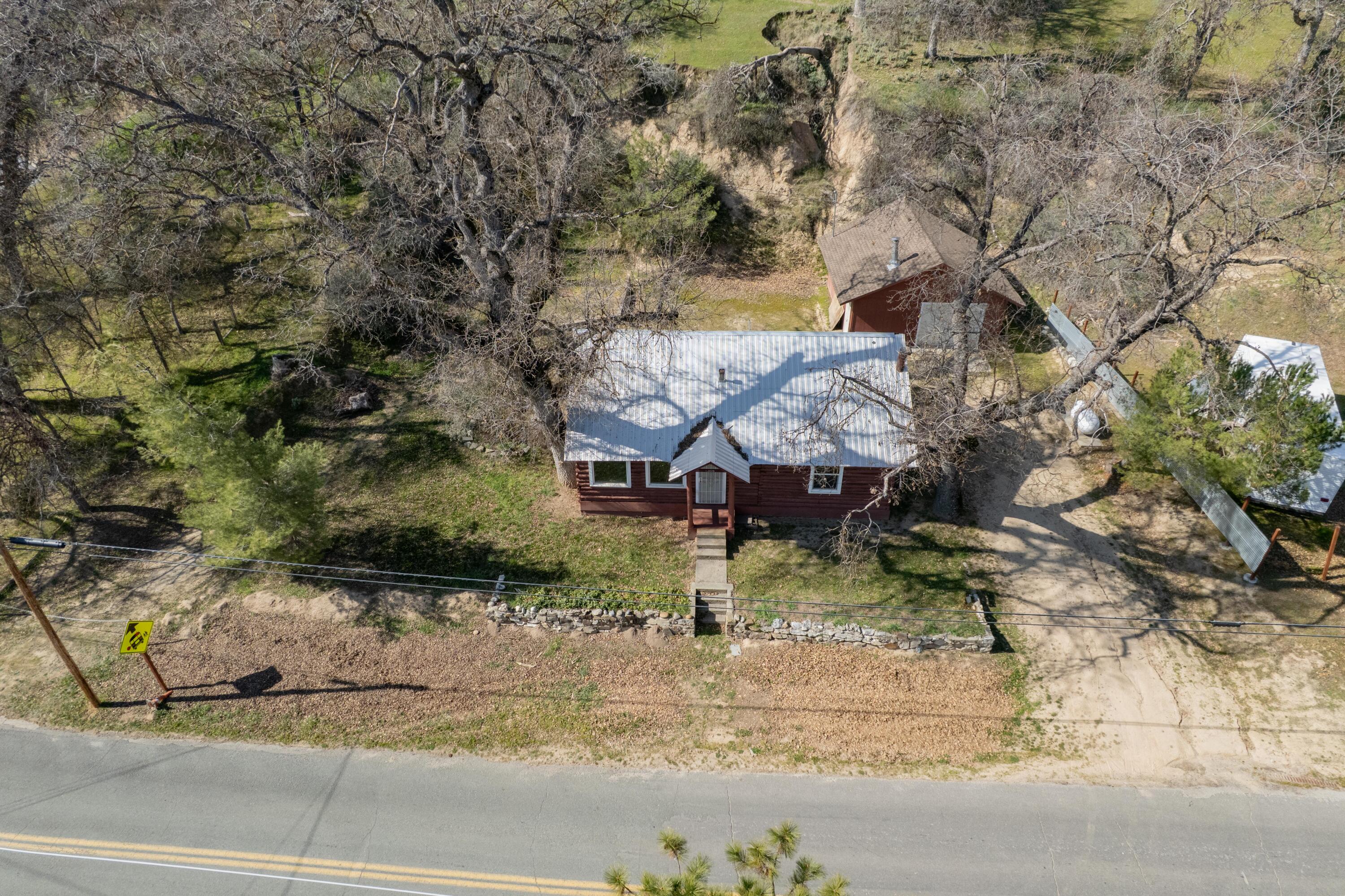 43875 Pine Flat Dr, California Hot Springs, CA 93207