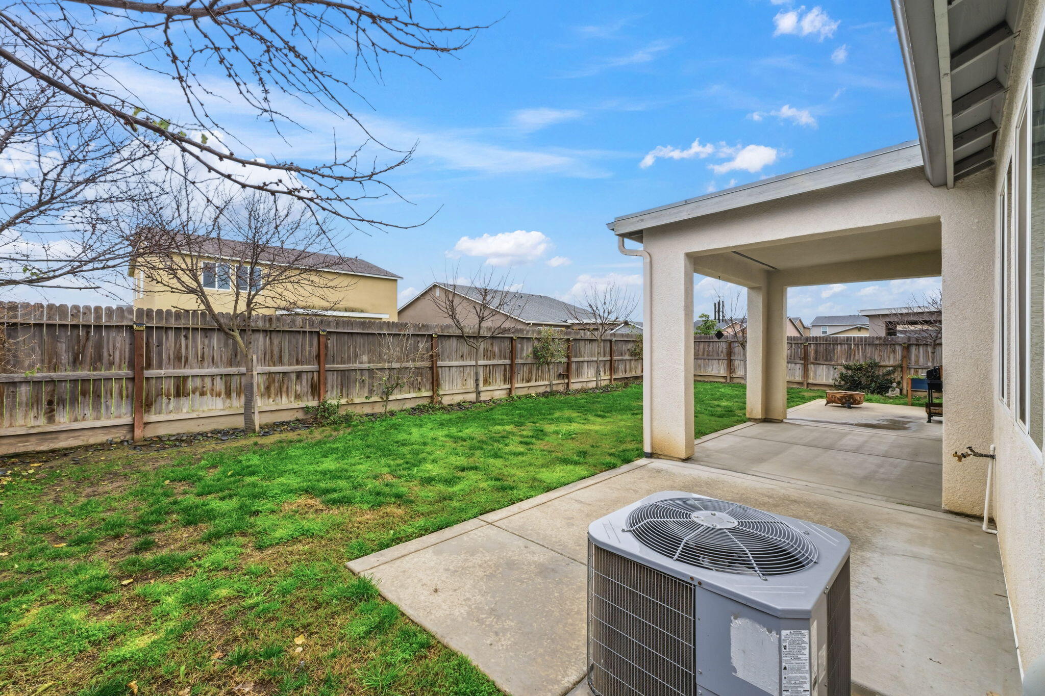 3917 E Myrtle Ave, Visalia, CA 93292