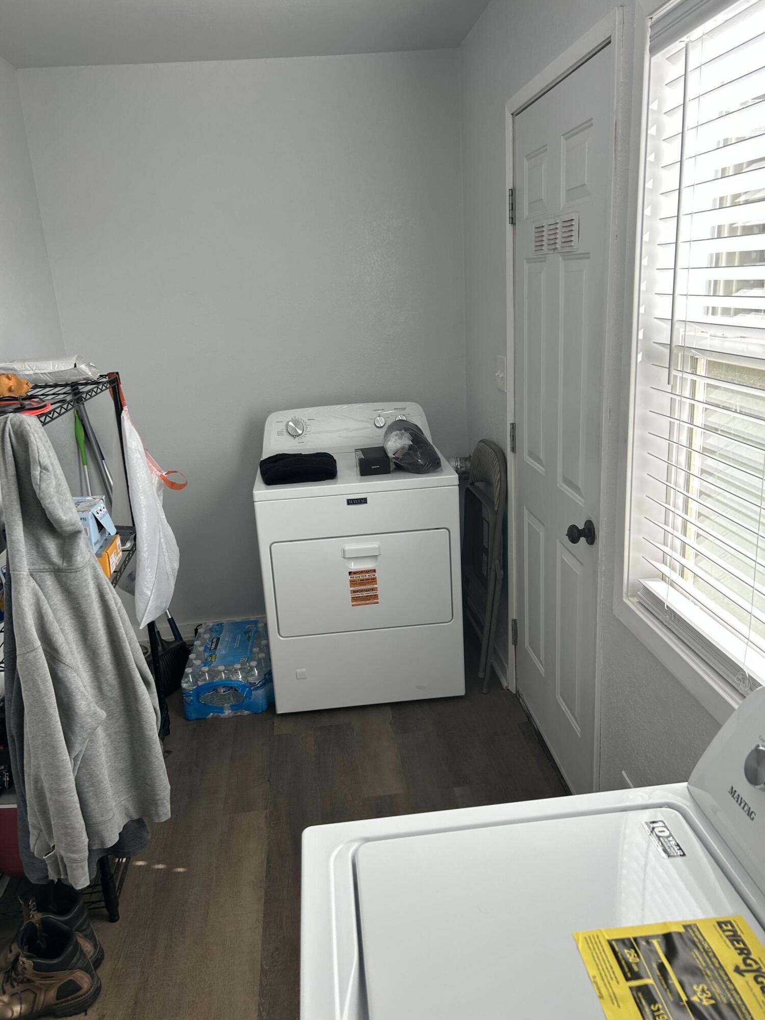 2703 E Goshen Ave, Visalia, CA 93292